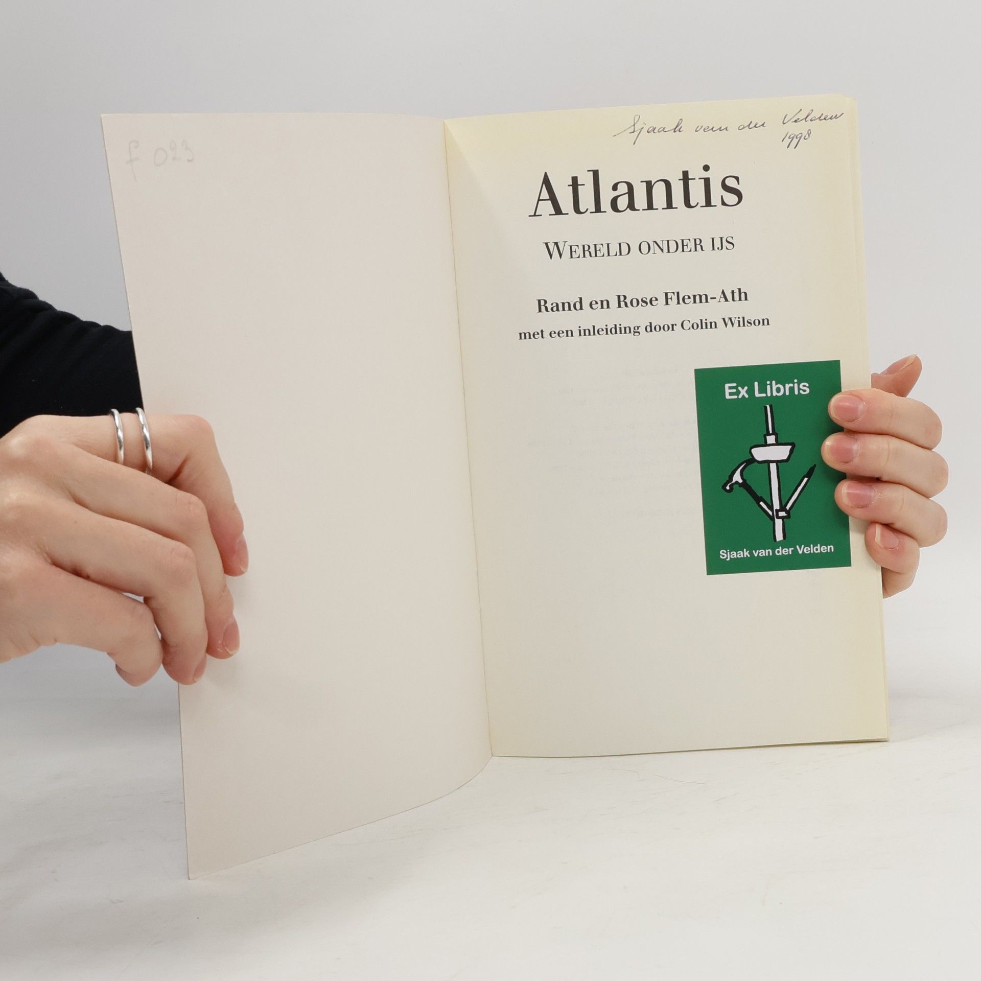 Rose Atlantis : wereld onder ijs