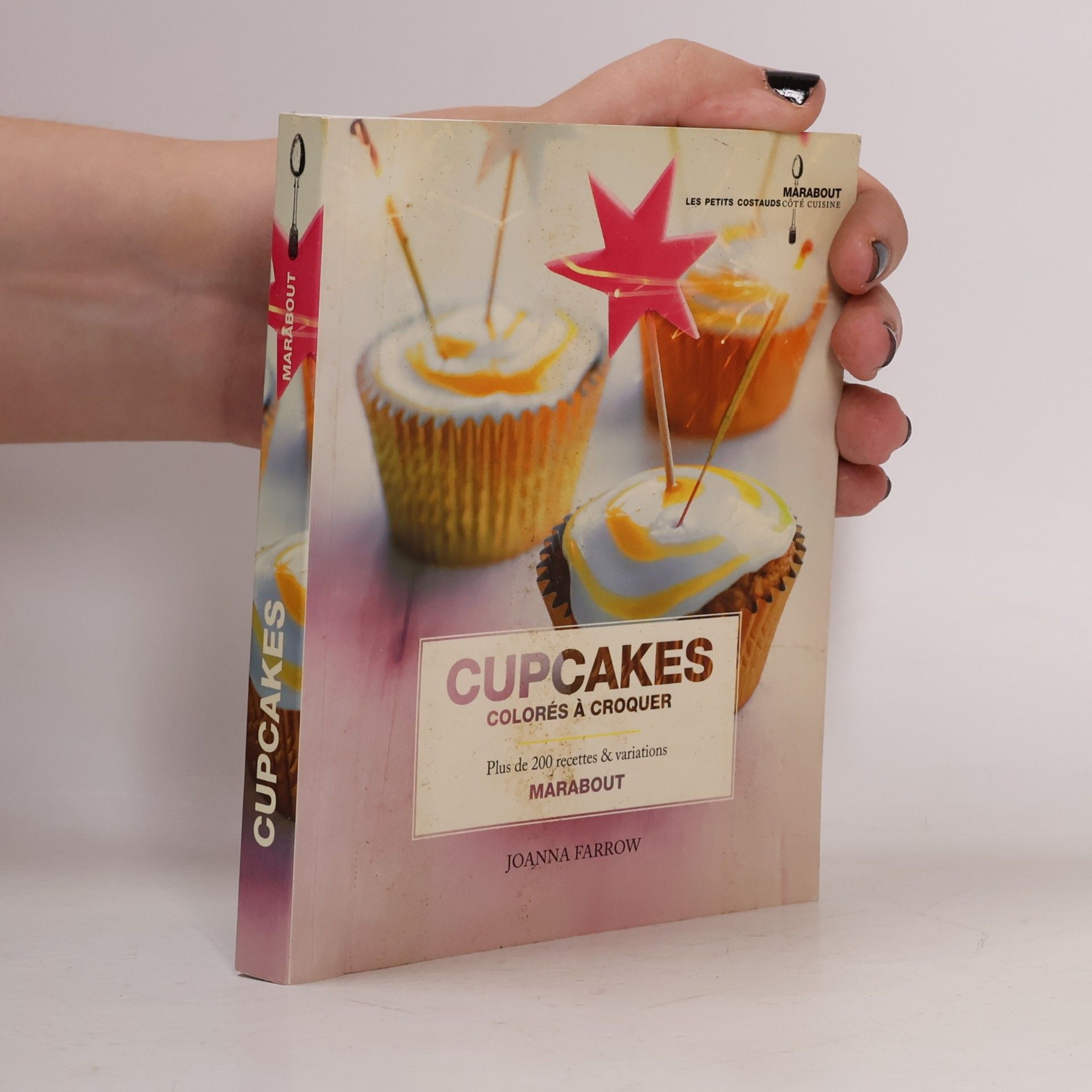Joanna Farrow Cupcakes colorés á croquer