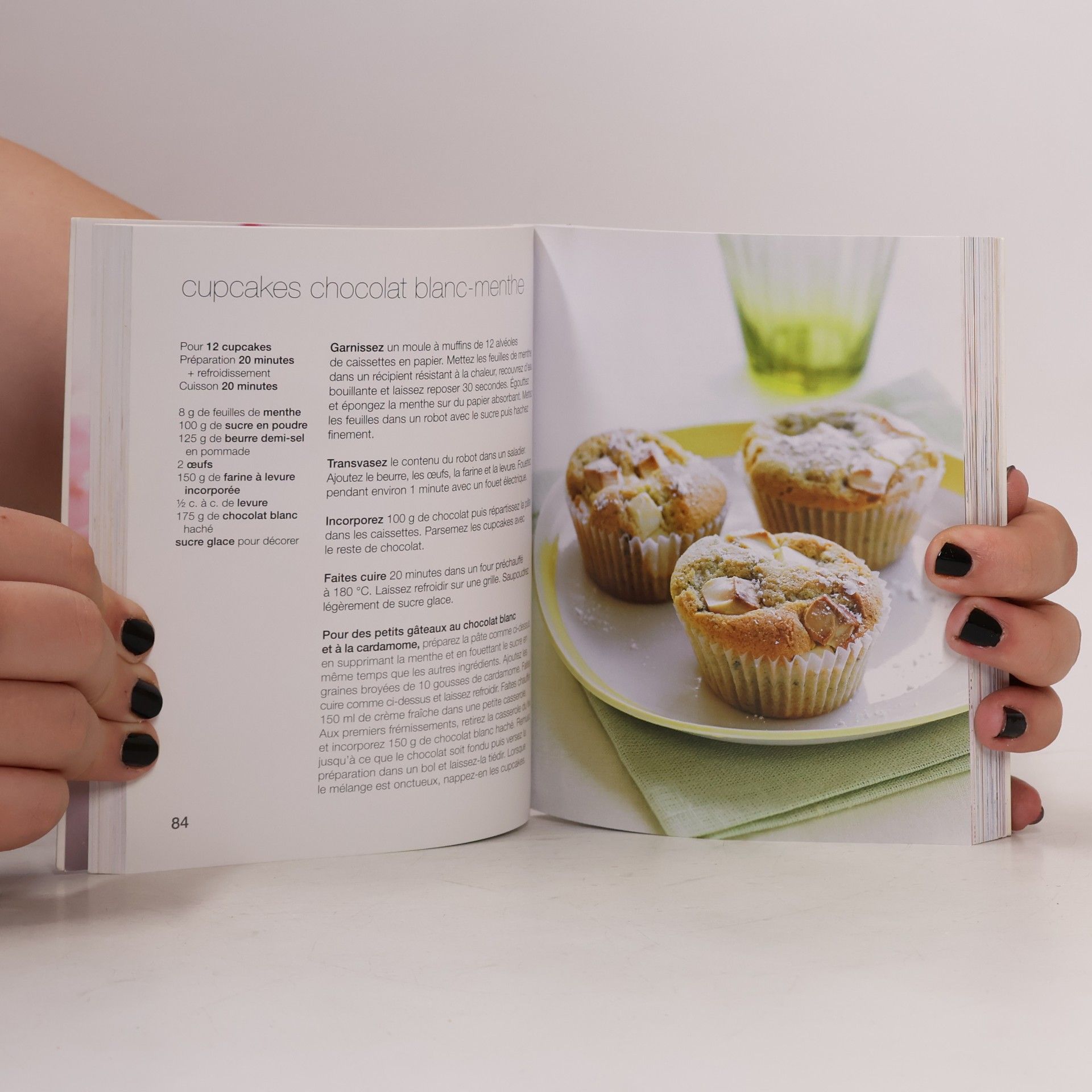 Joanna Farrow Cupcakes colorés á croquer