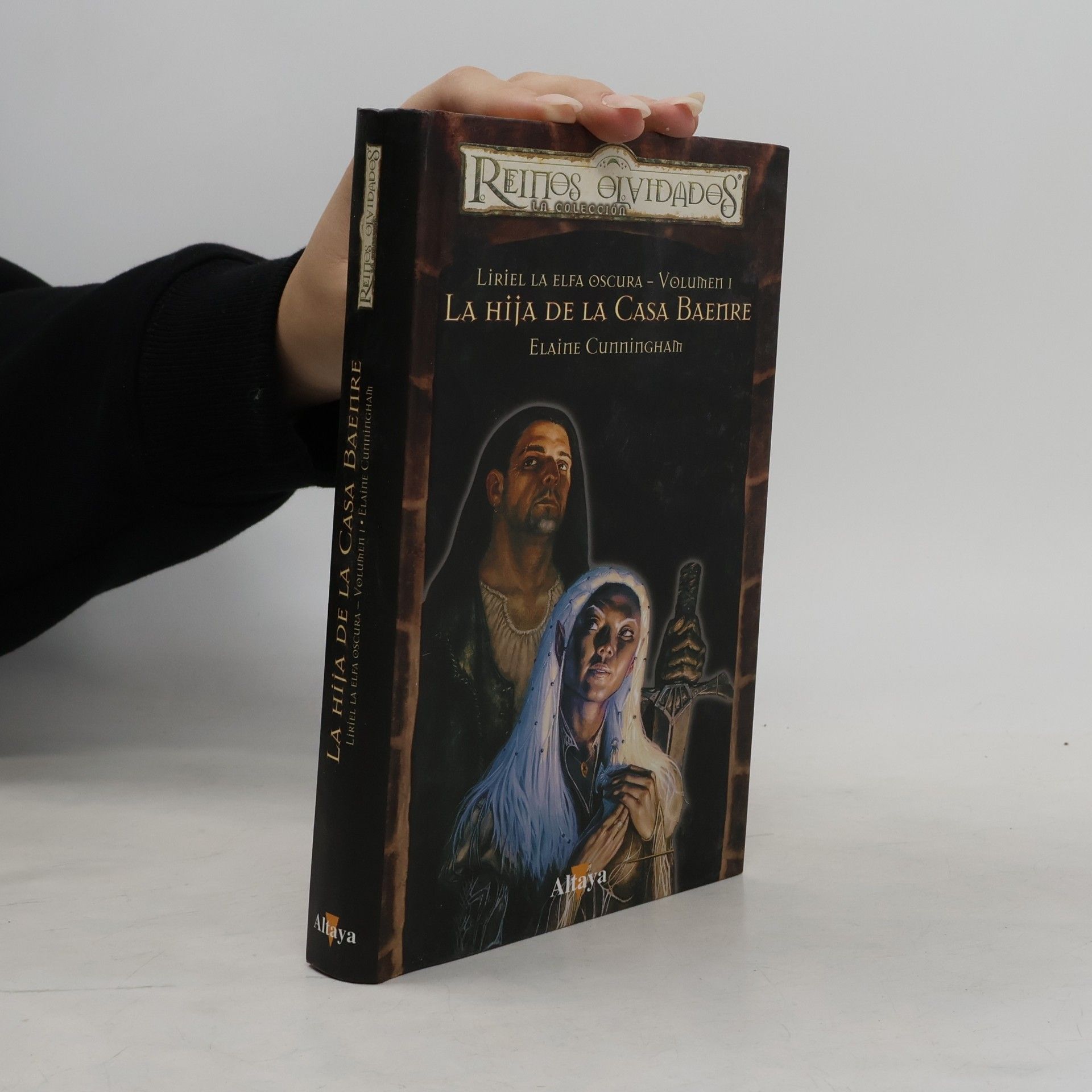 Elaine Cunningham Liriel la Elfa Oscura - 1: La hija de la casa Baemre