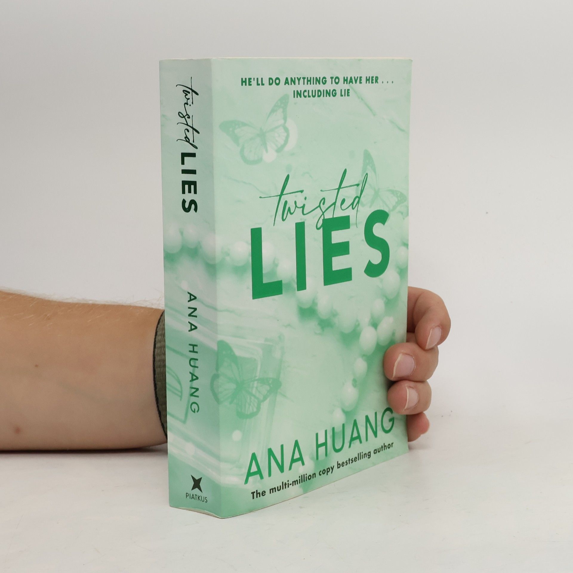 Ana Huang Twisted lies