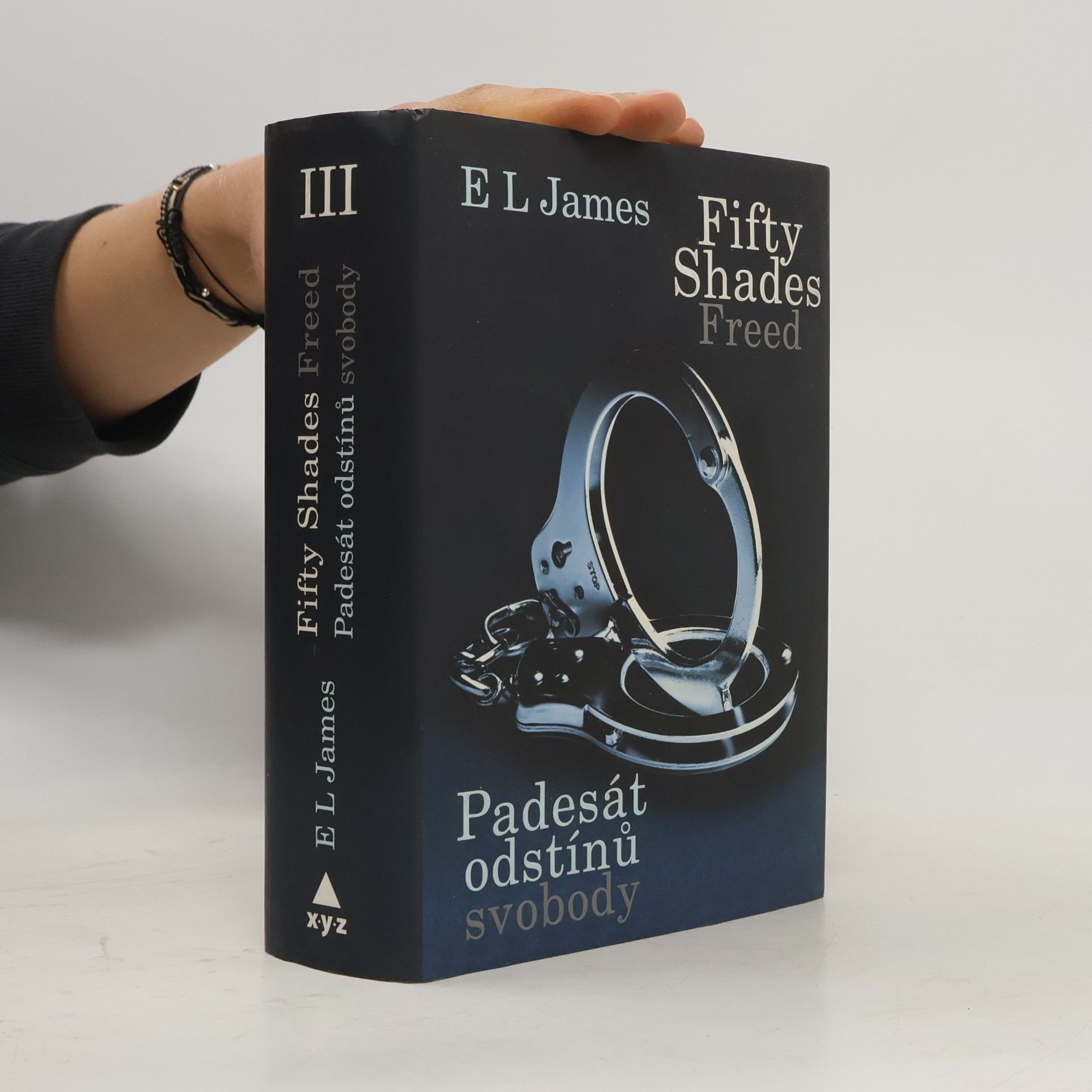 E. L. James Padesát odstínů svobody