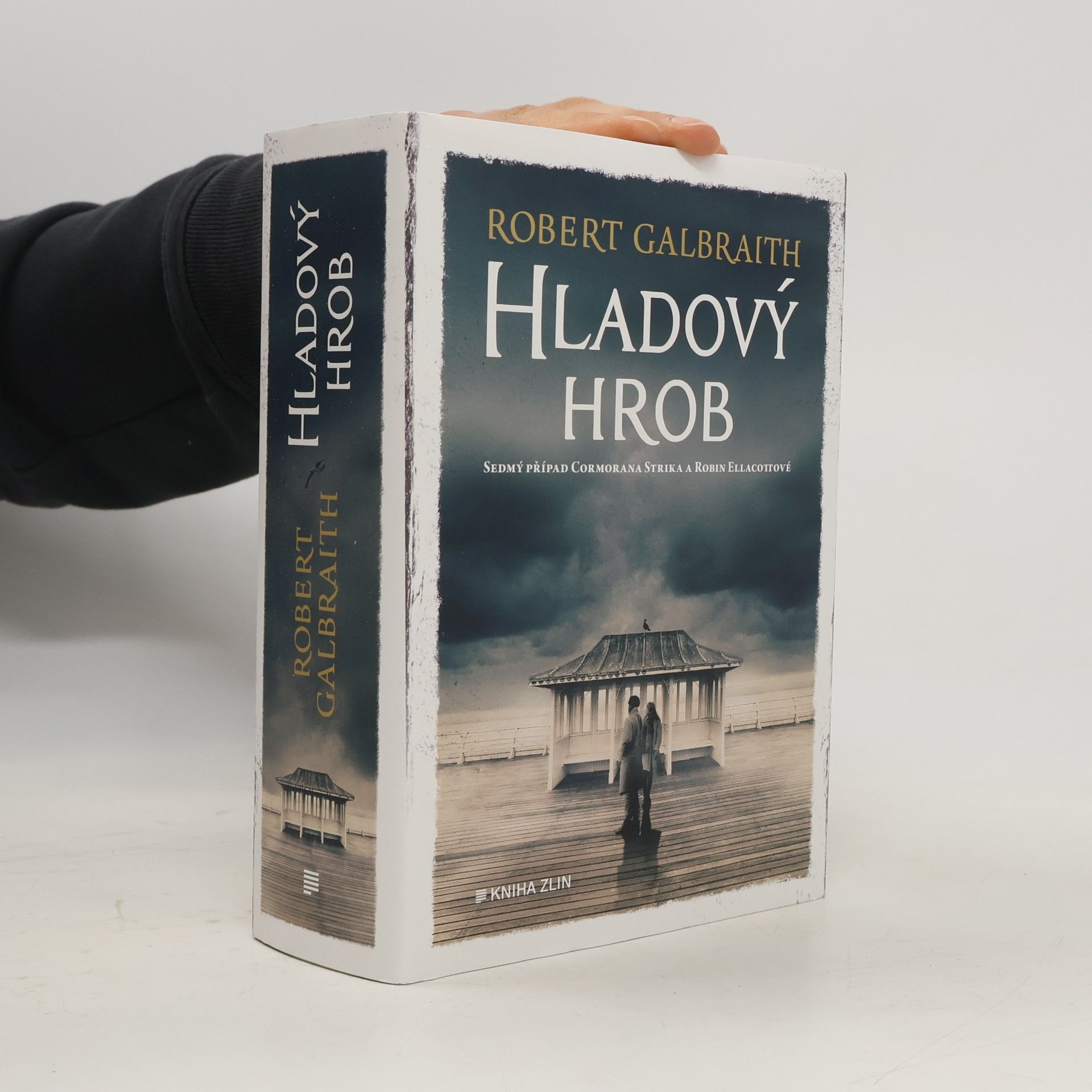 J. K. Rowling Hladový hrob