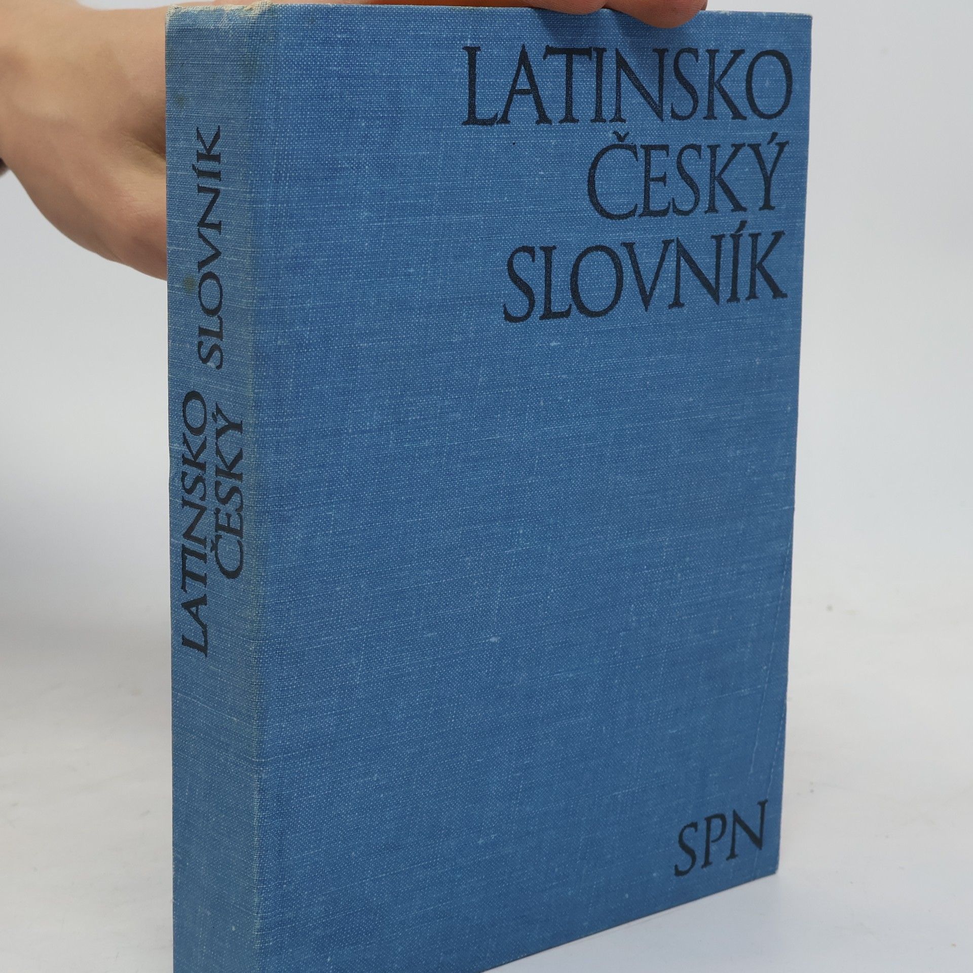 Jan Kábrt Latinsko-česky slovnik