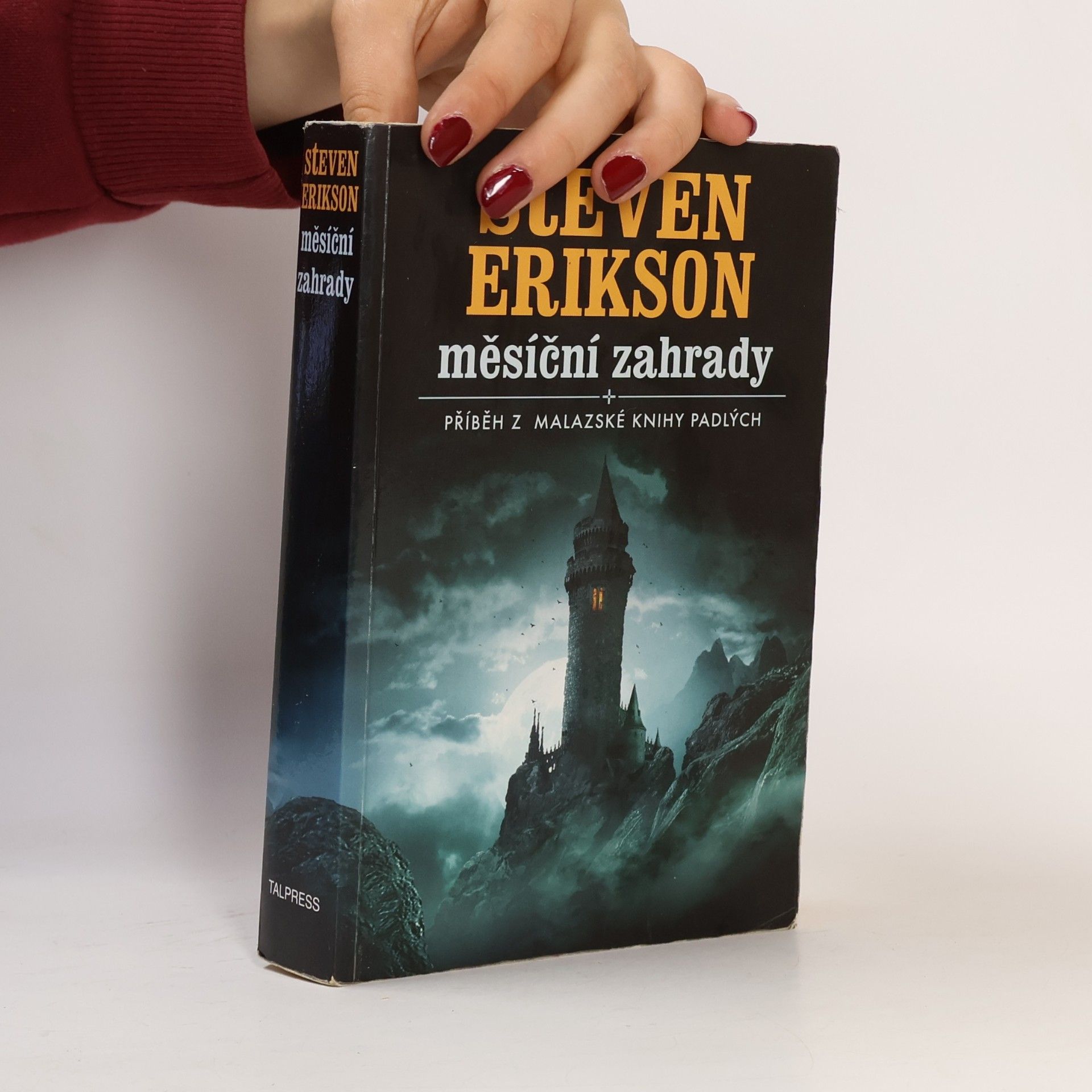 Steven Erikson Měsíční zahrady