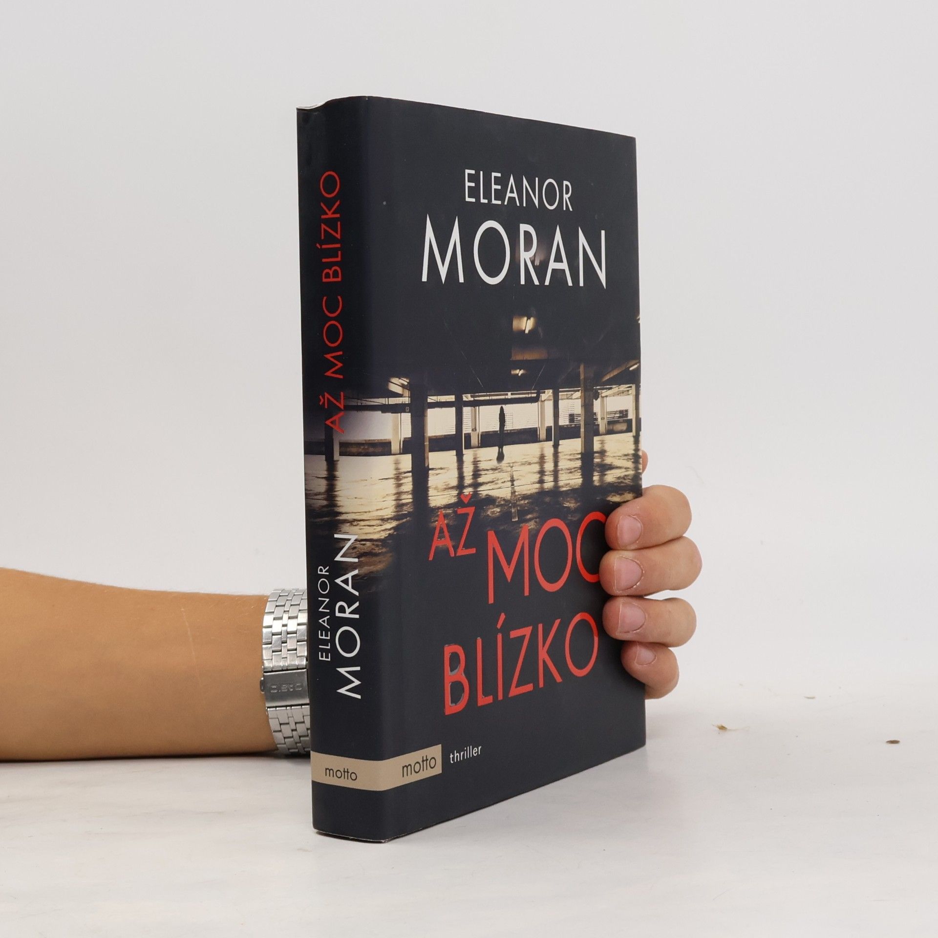 Eleanor Moran Až moc blízko