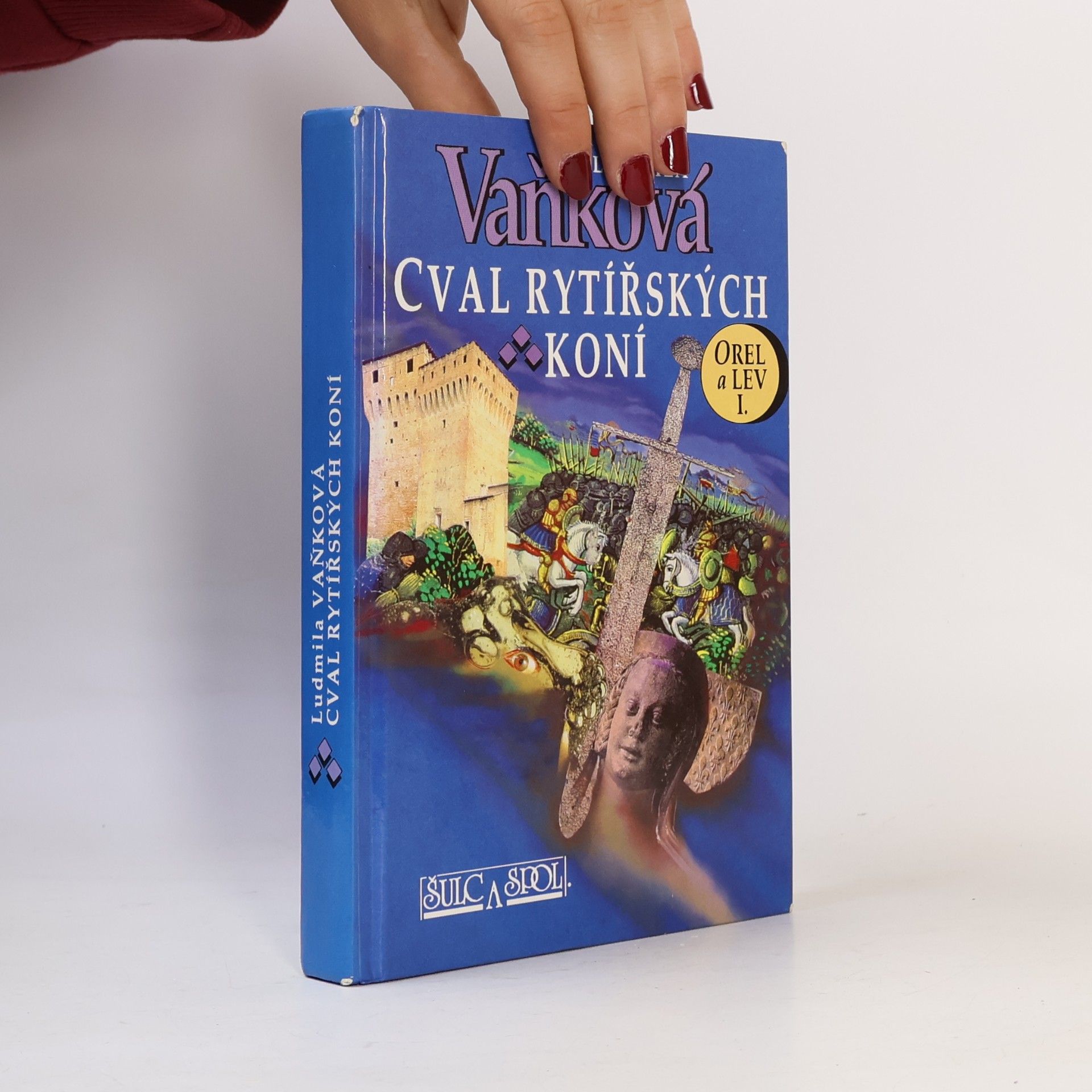 Orel a Lev. I.díl. Cval rytířských koní