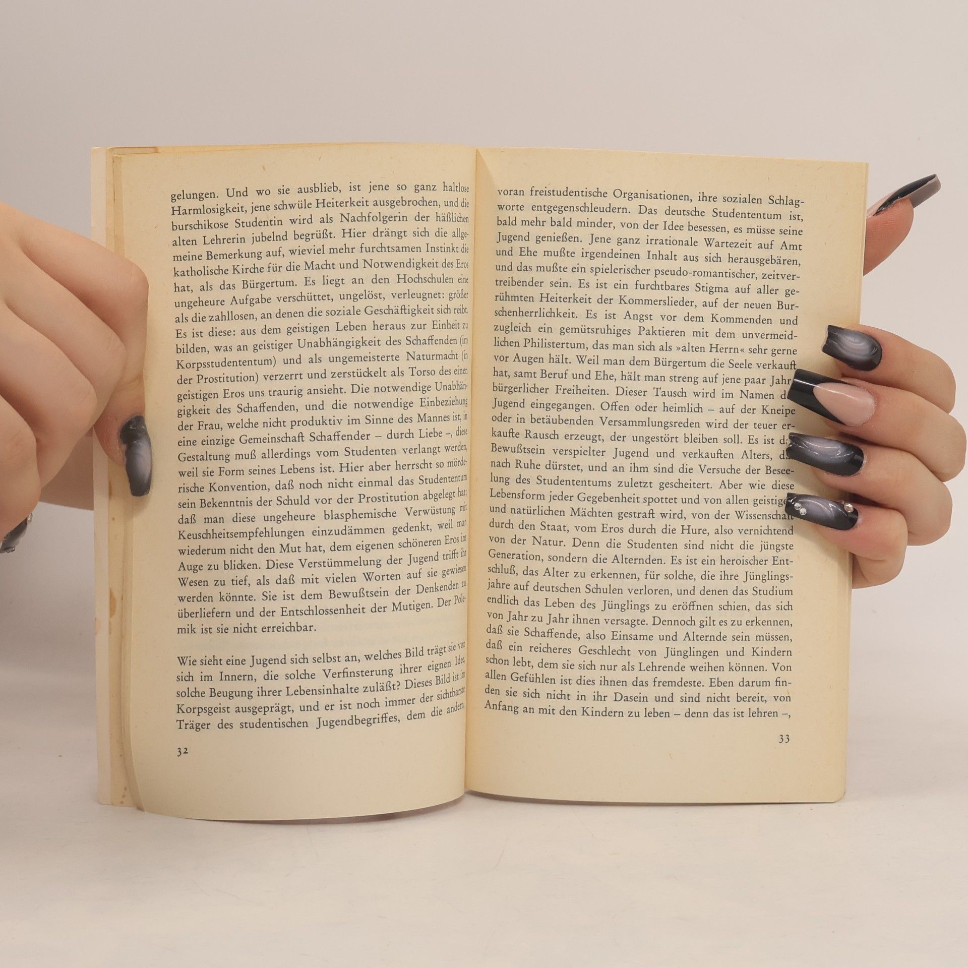 Walter Benjamin Über Kinder, Jugend und Erziehung - Mit Abbildungen von Kinderbüchern und Spielzeug aus der Sammlung Benjamin