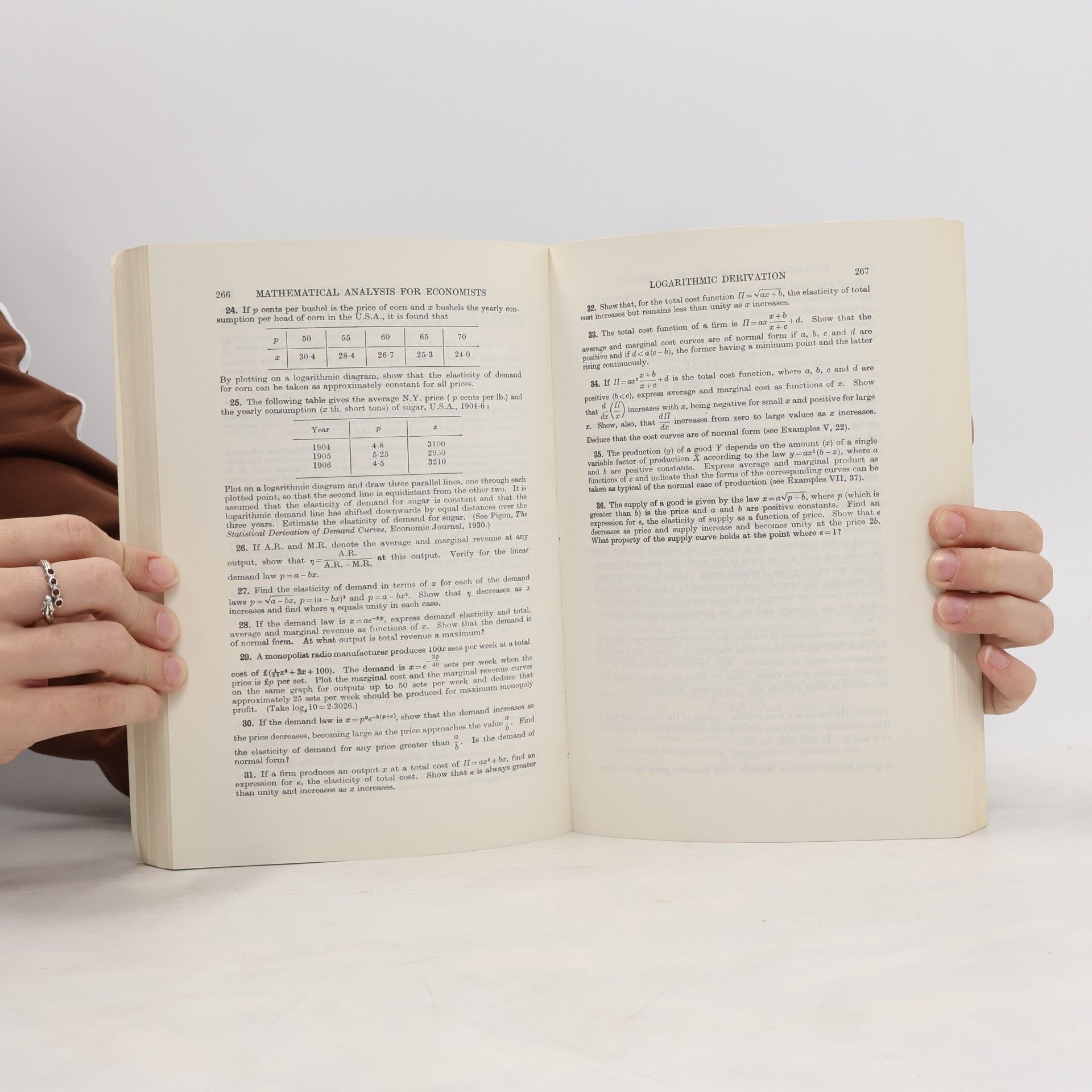 Roy George Douglas Allen Mathematical Analysis for Economists