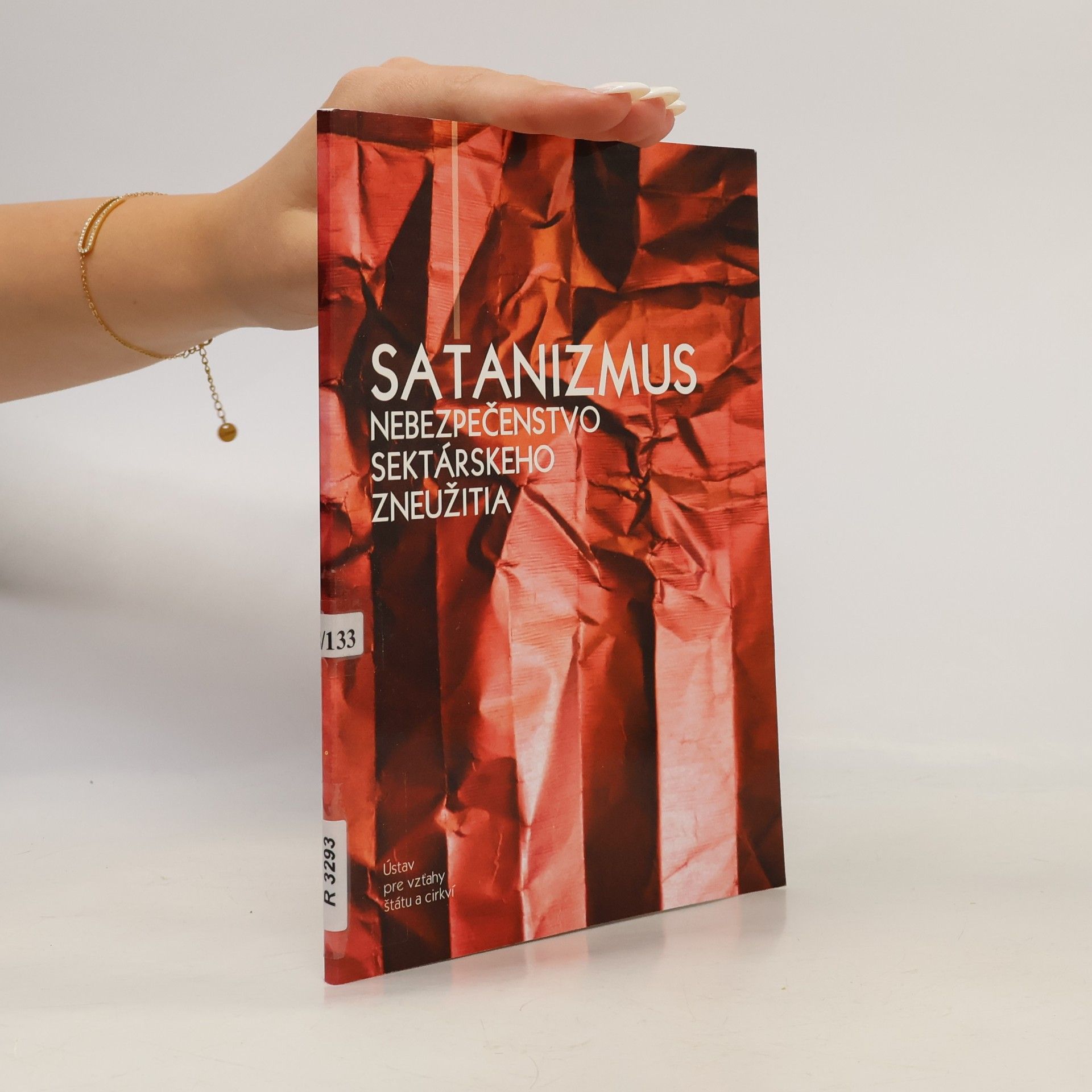 Mária Cíferská Satanizmus : nebezpečenstvo sektárskeho zneužitia
