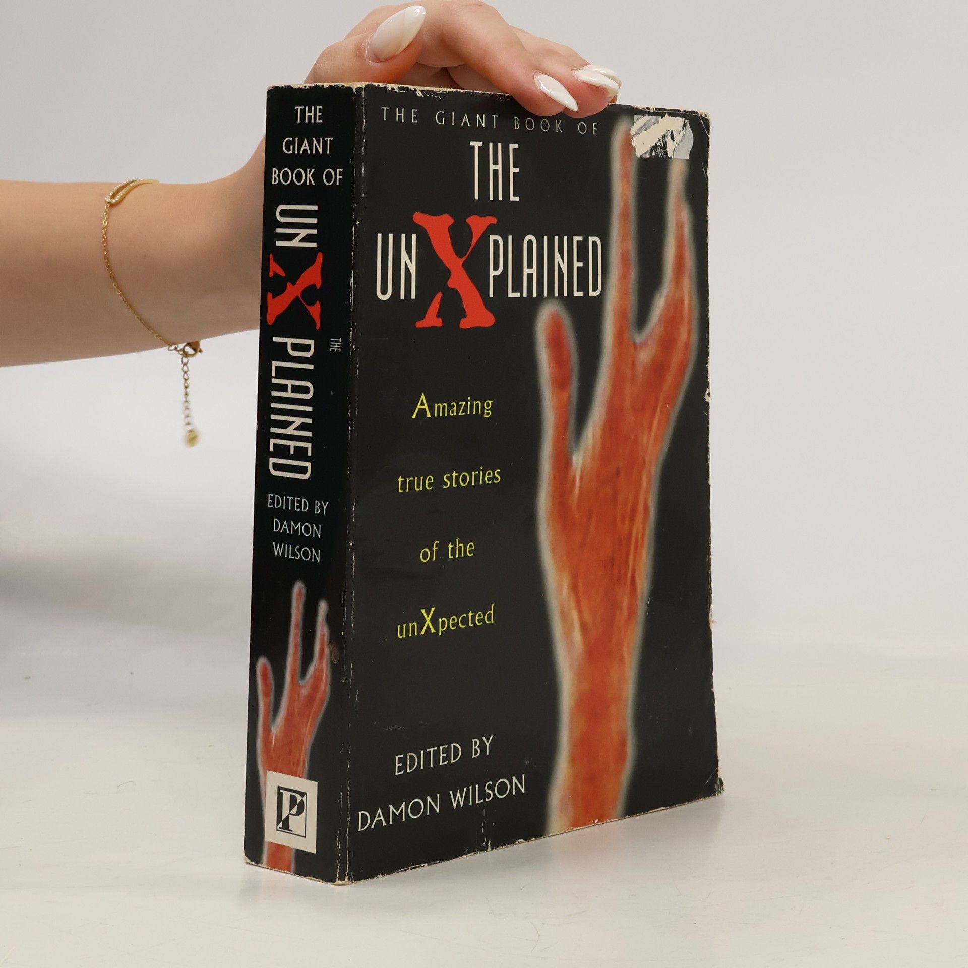 Damon Wilson The Giant Book of The UnXplained