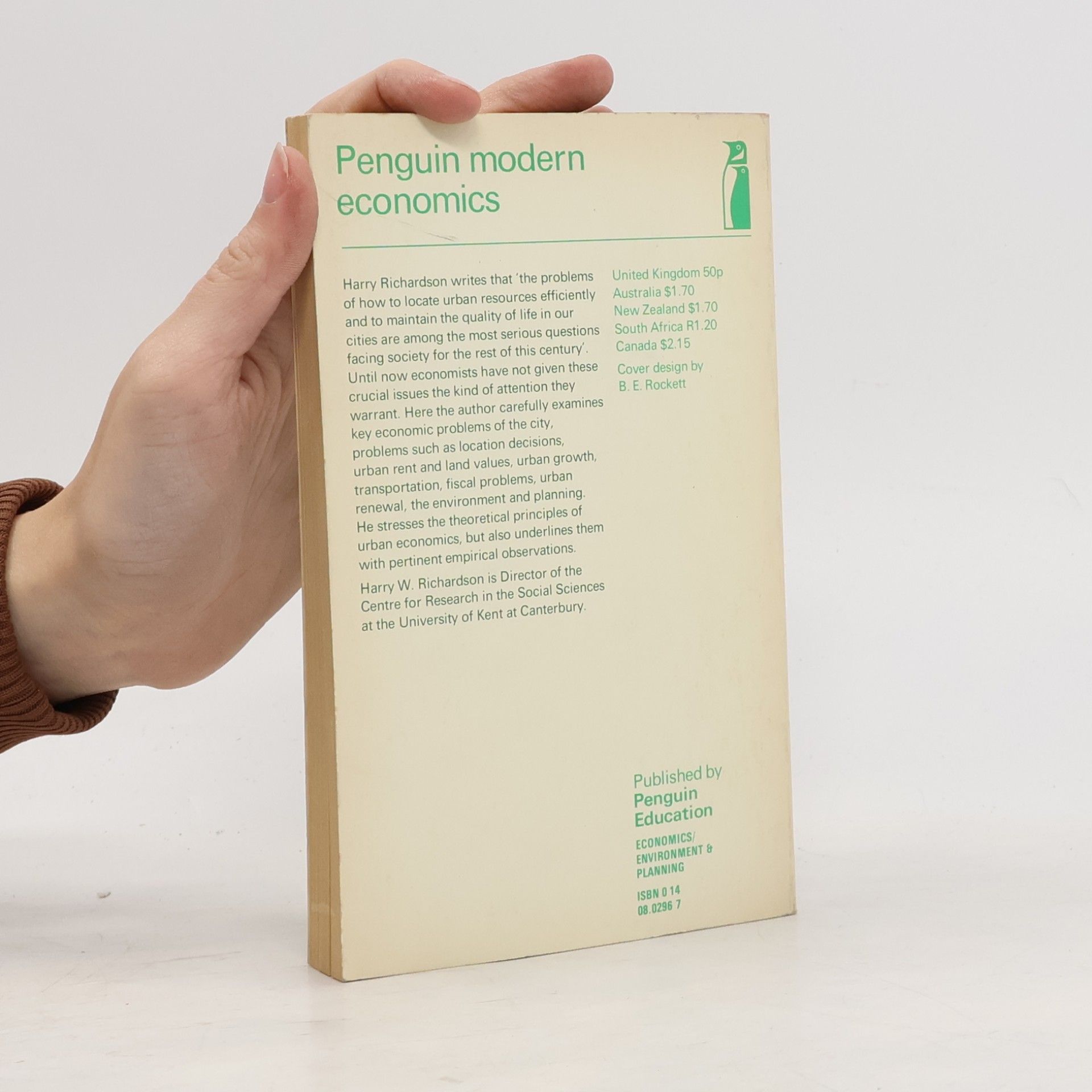 Harry Ward Richardson Penguin Modern Economics: Urban Economics