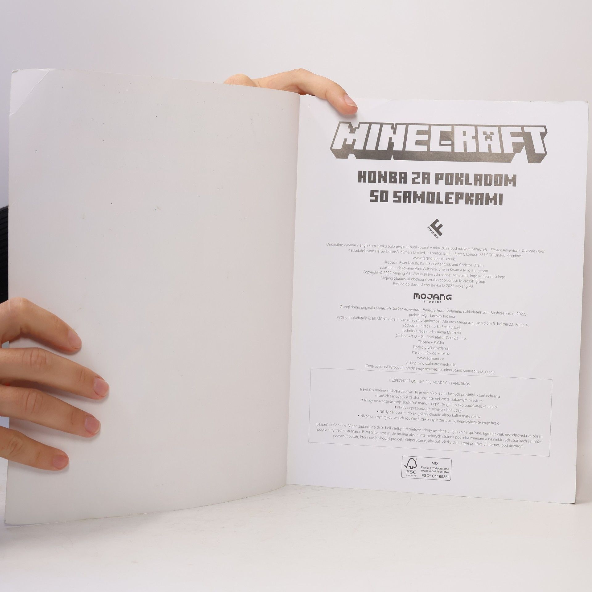 kolektiv Minecraft so samolepkami: honba za pokladom