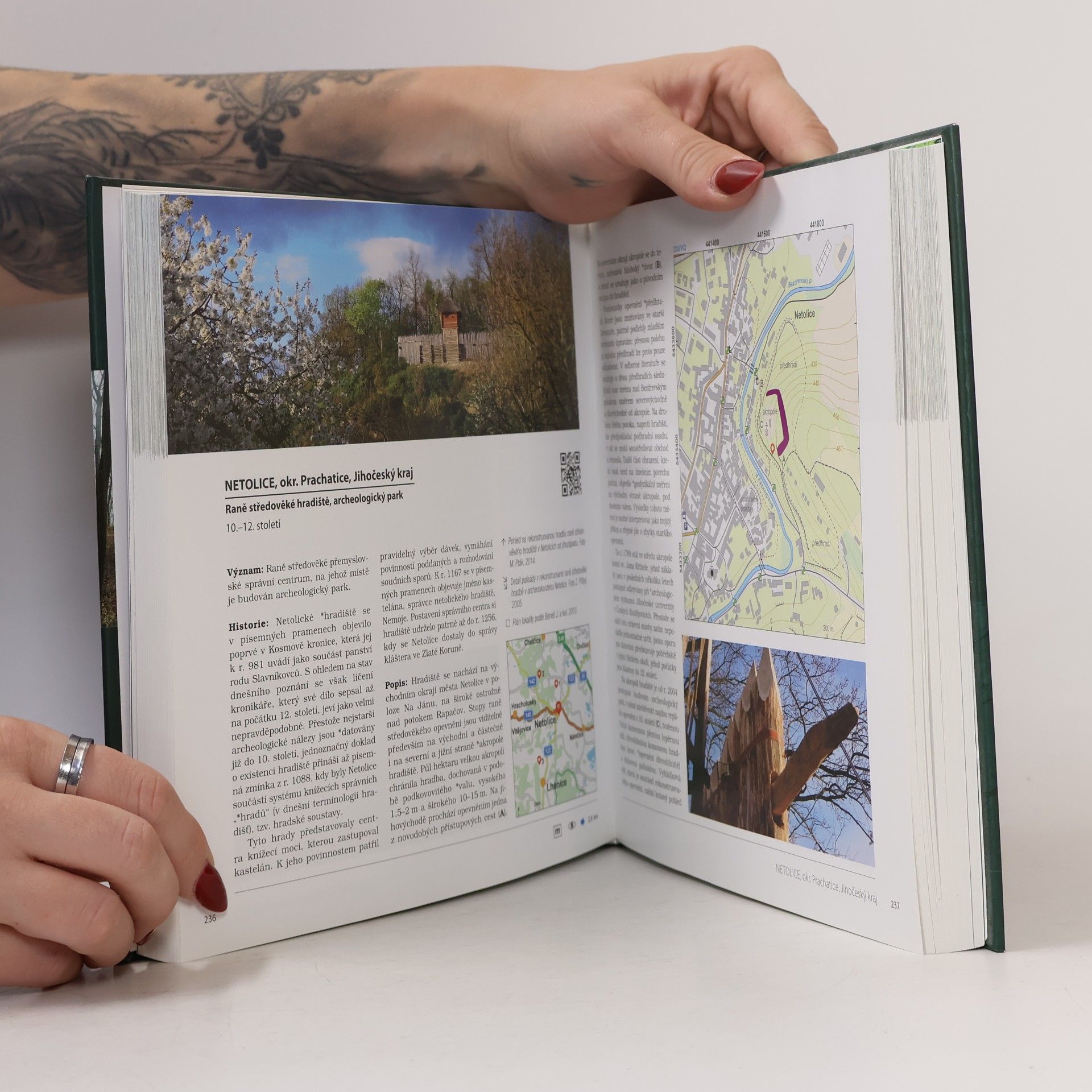 Martin Kuna Archeologický atlas Čech, vybrané památky od pravěku do 20. století - Archaeological atlas of Bohemia, selected sites from prehistory to the 20th century