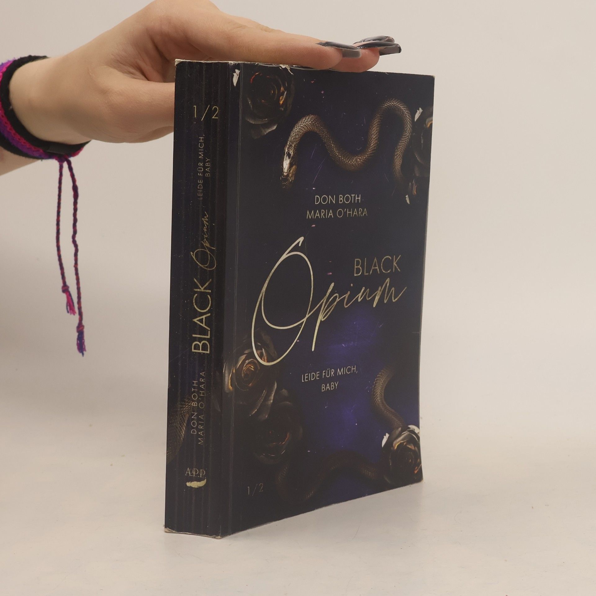 Black Opium 1