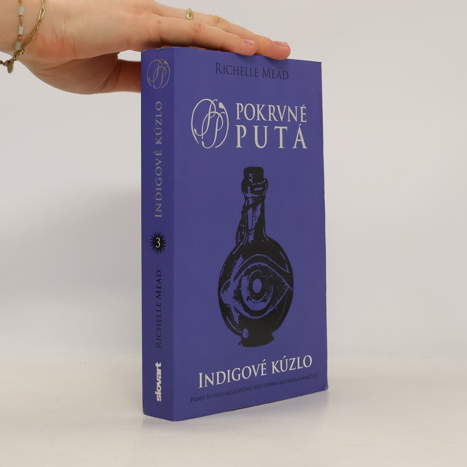 Richelle Mead Pokrvné putá: Indigové kúzlo