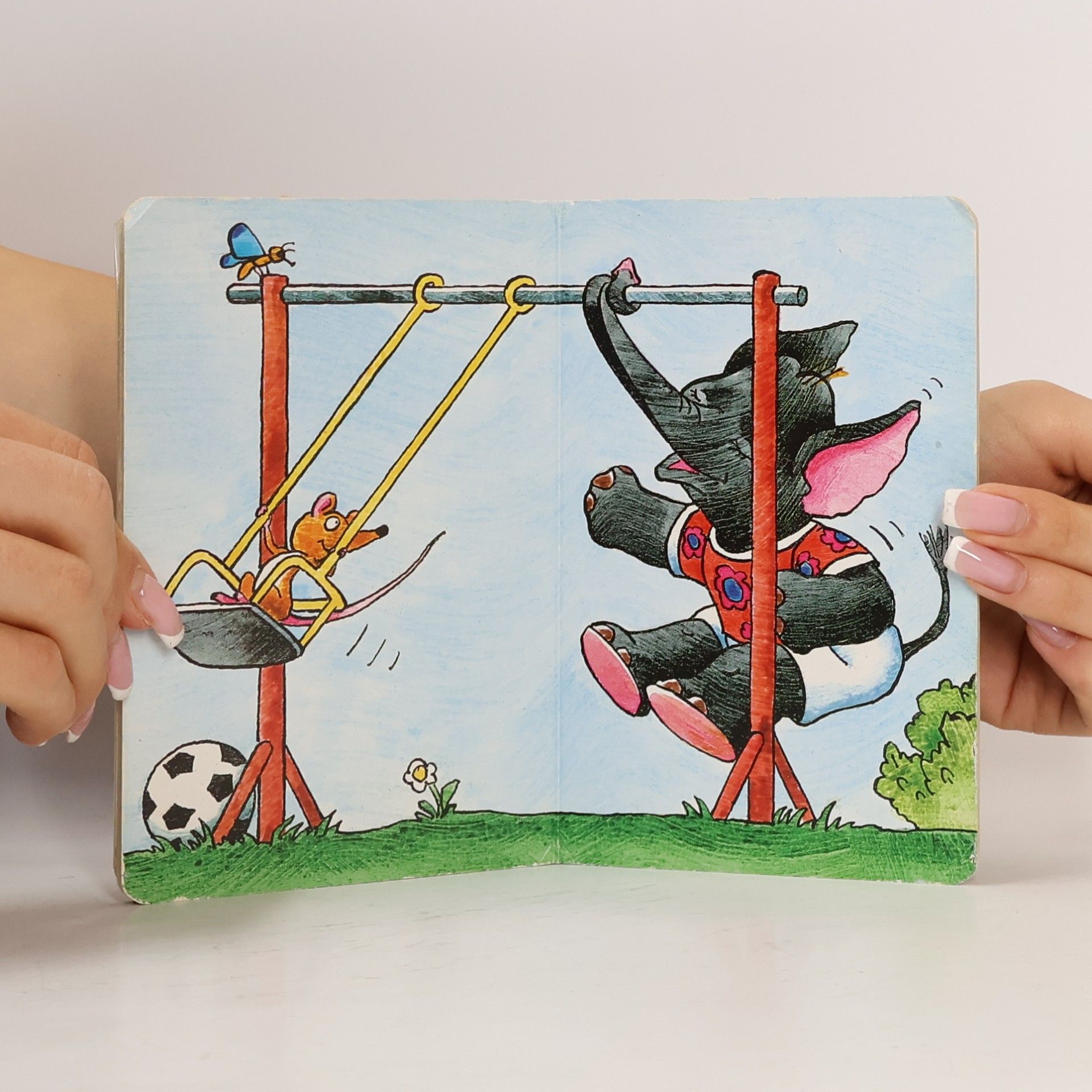 Thomas Schallnau Rüssel auf dem Spielplatz