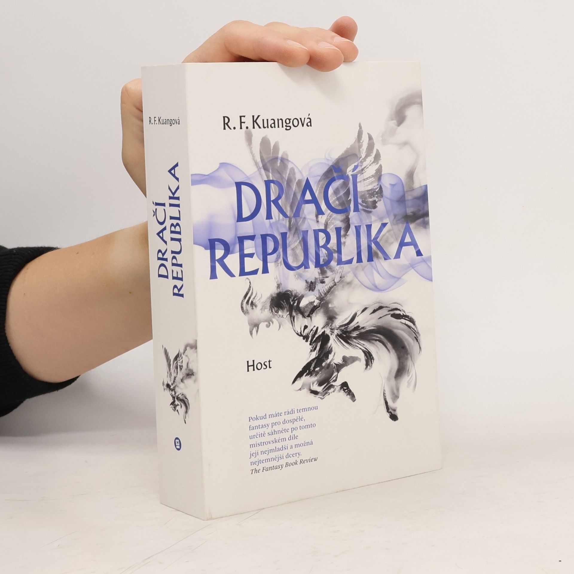 Rebecca Kuang Dračí republika