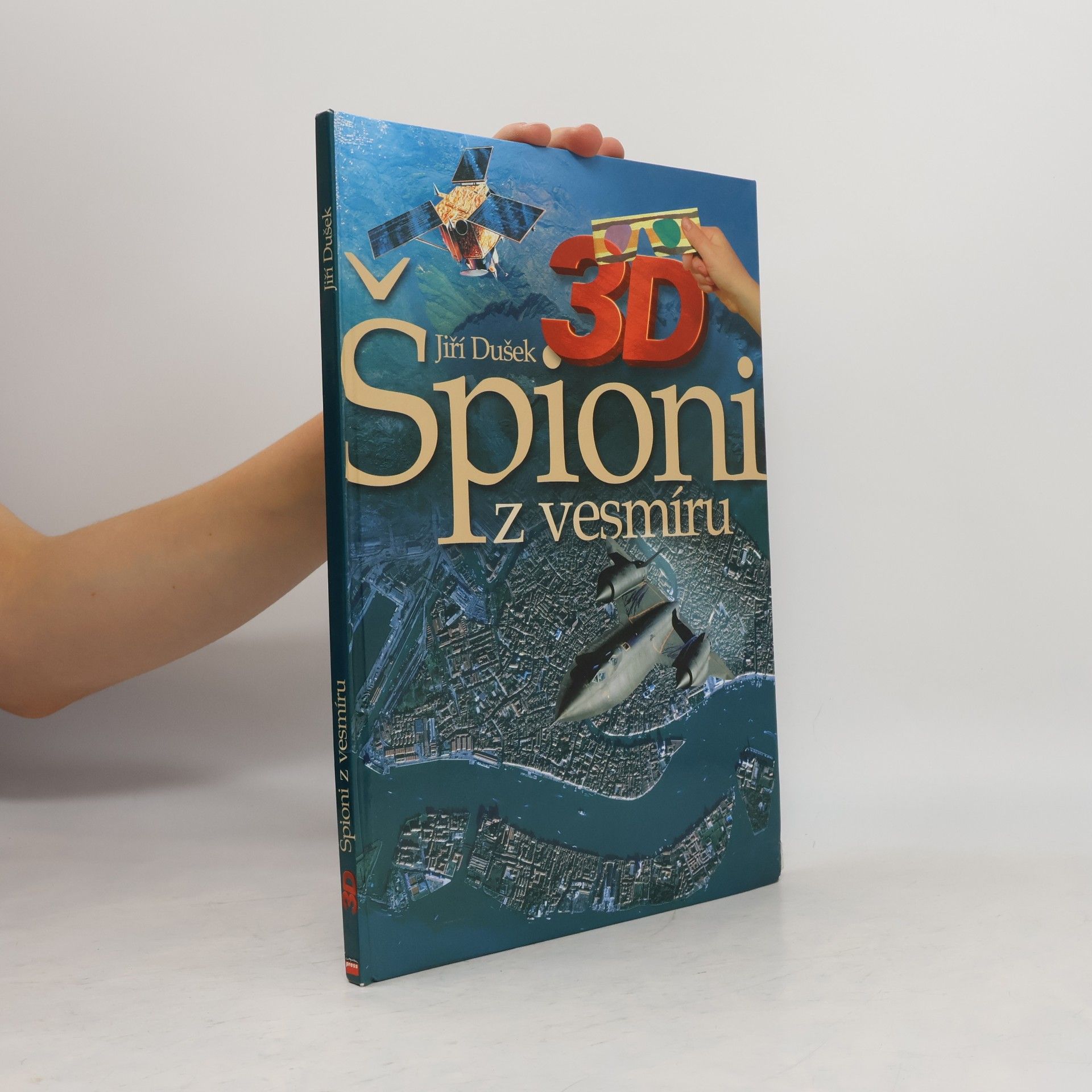 Jiří Dušek 3D špioni z vesmíru