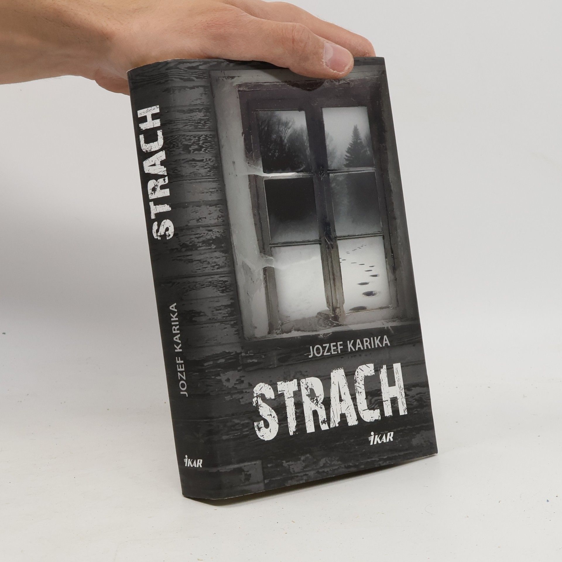 Jozef Karika Strach