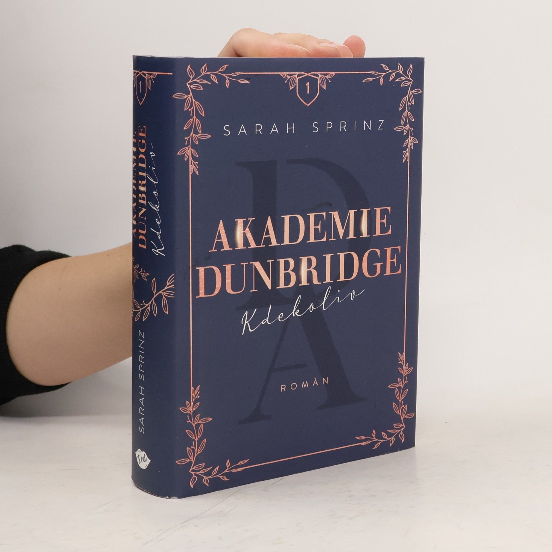 Sarah Sprinz Akademie Dunbridge. Kdekoliv
