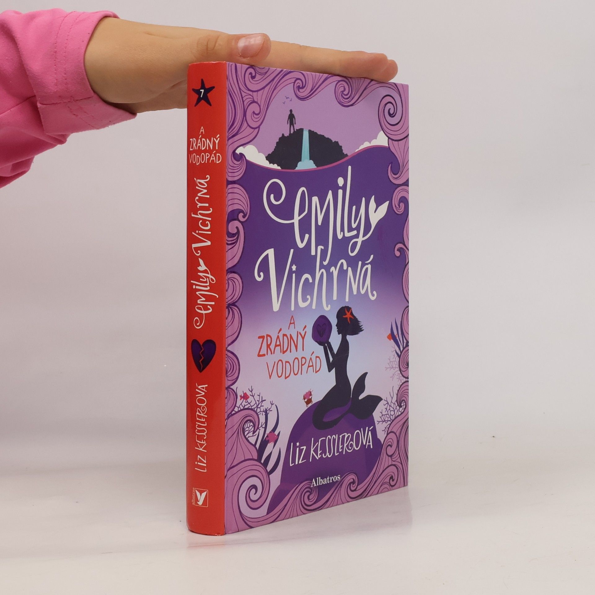 Emily Vichrná a zrádný vodopád