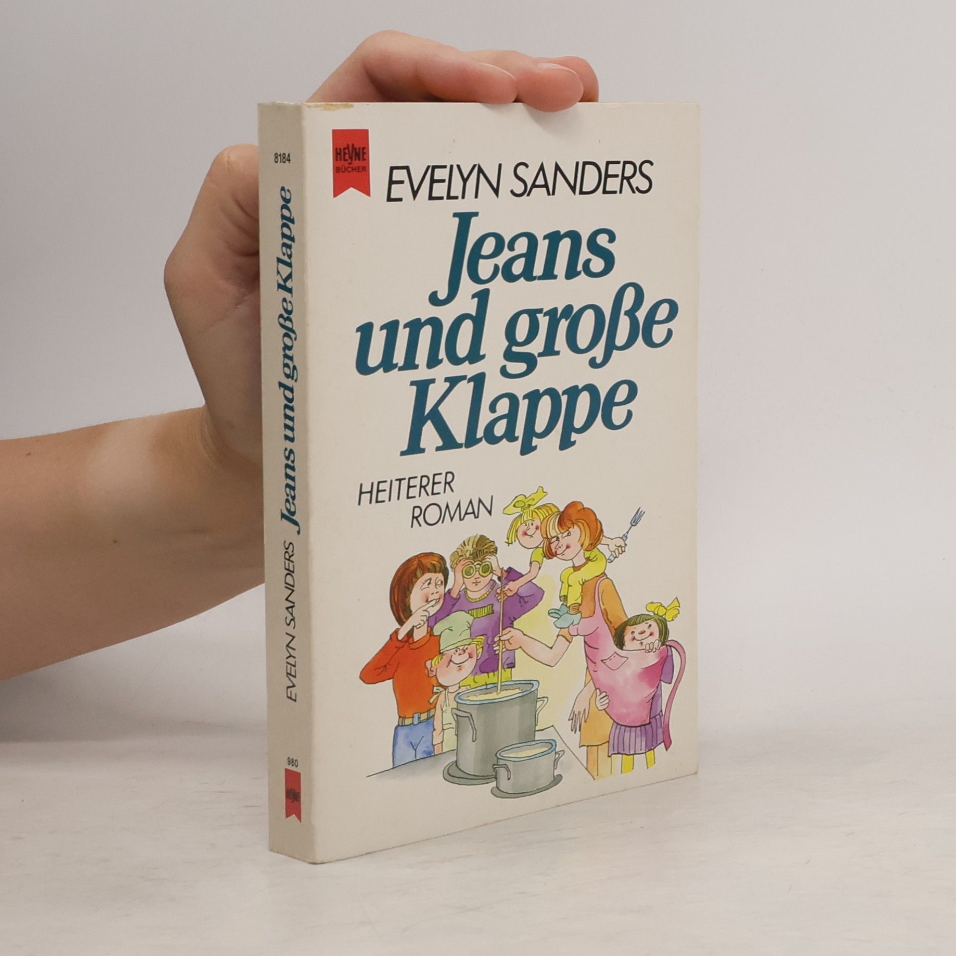 Evelyn Sanders Jeans und grosse Klappe