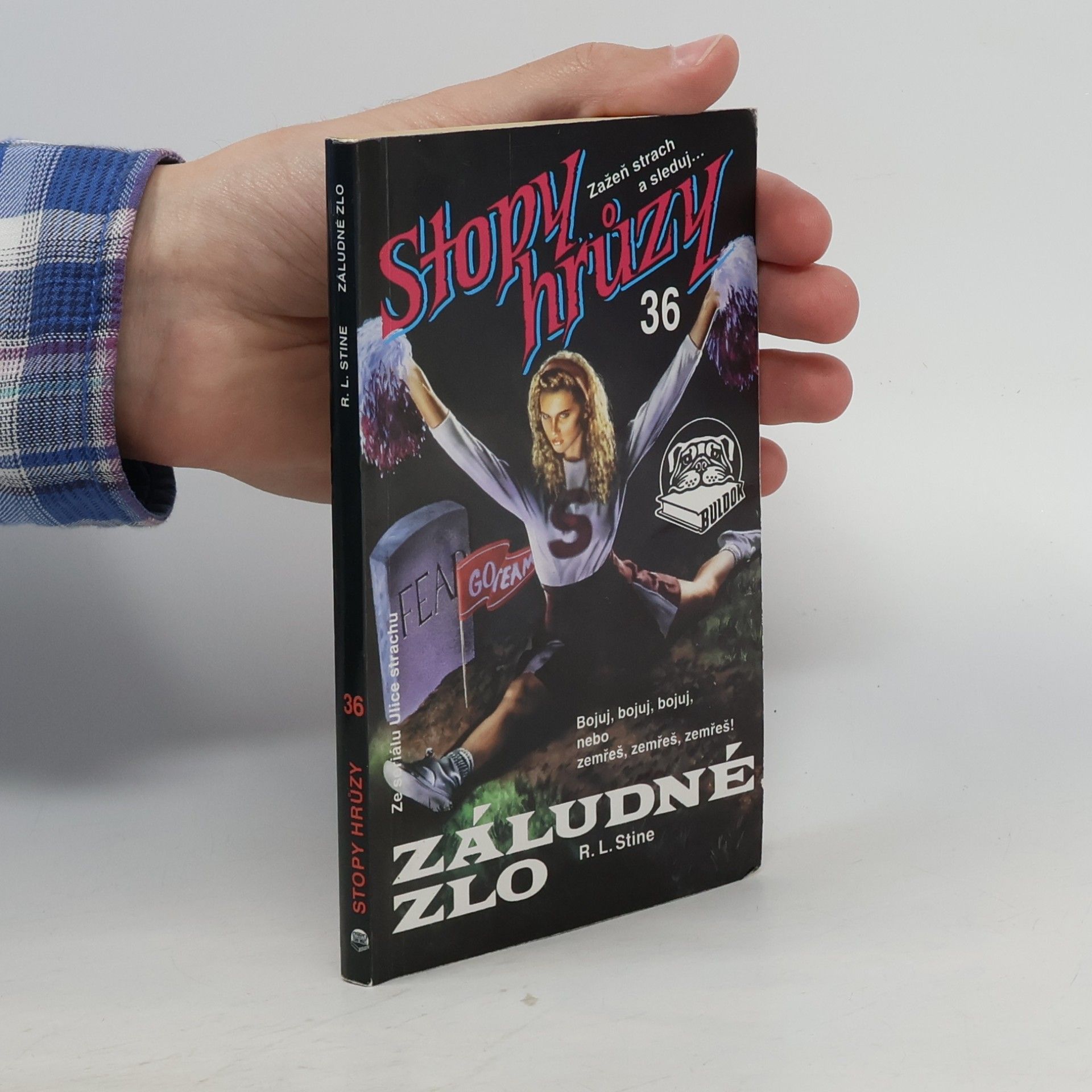 R. L. Stine Záludné zlo. Stopy hrůzy 36