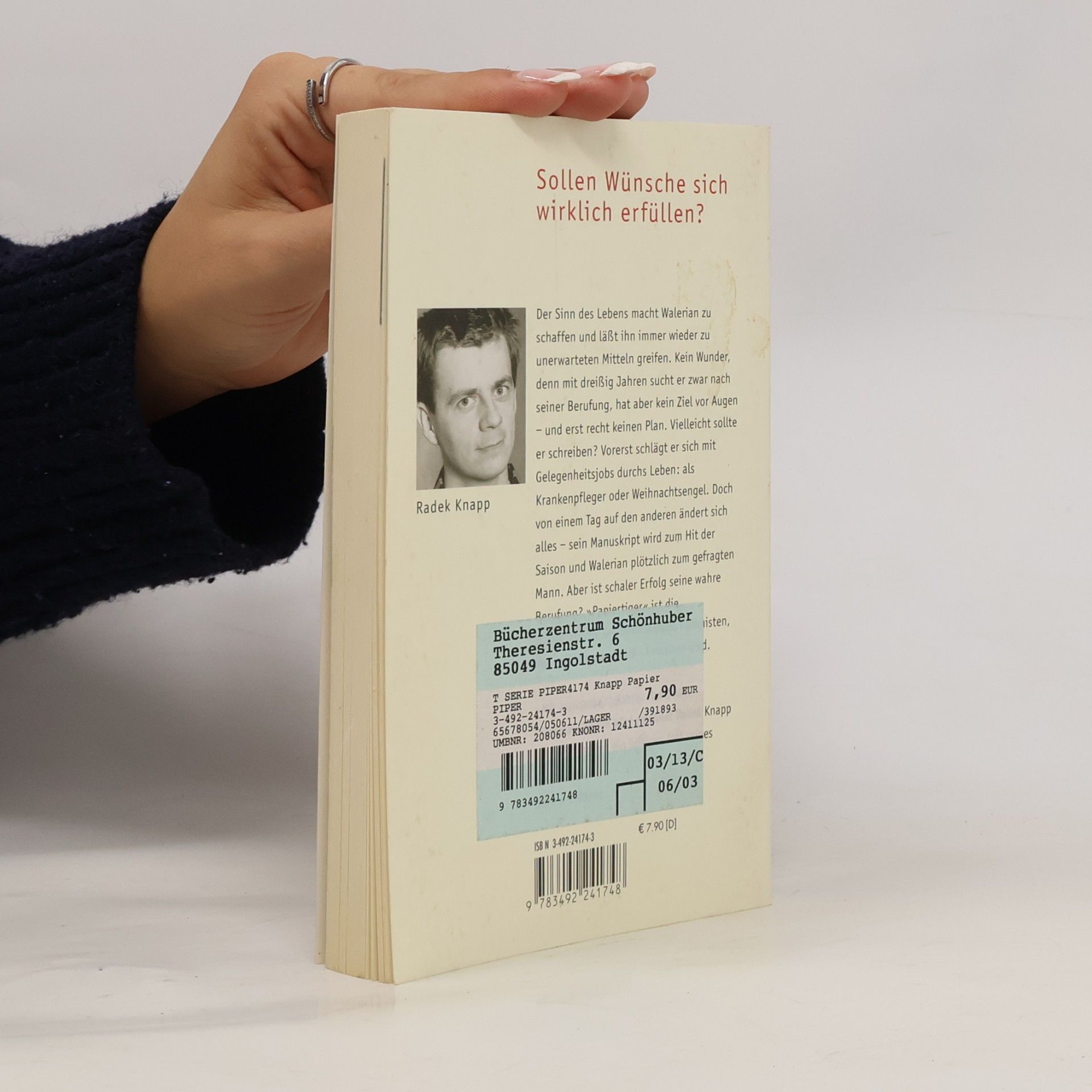 Radek Knapp Papiertiger