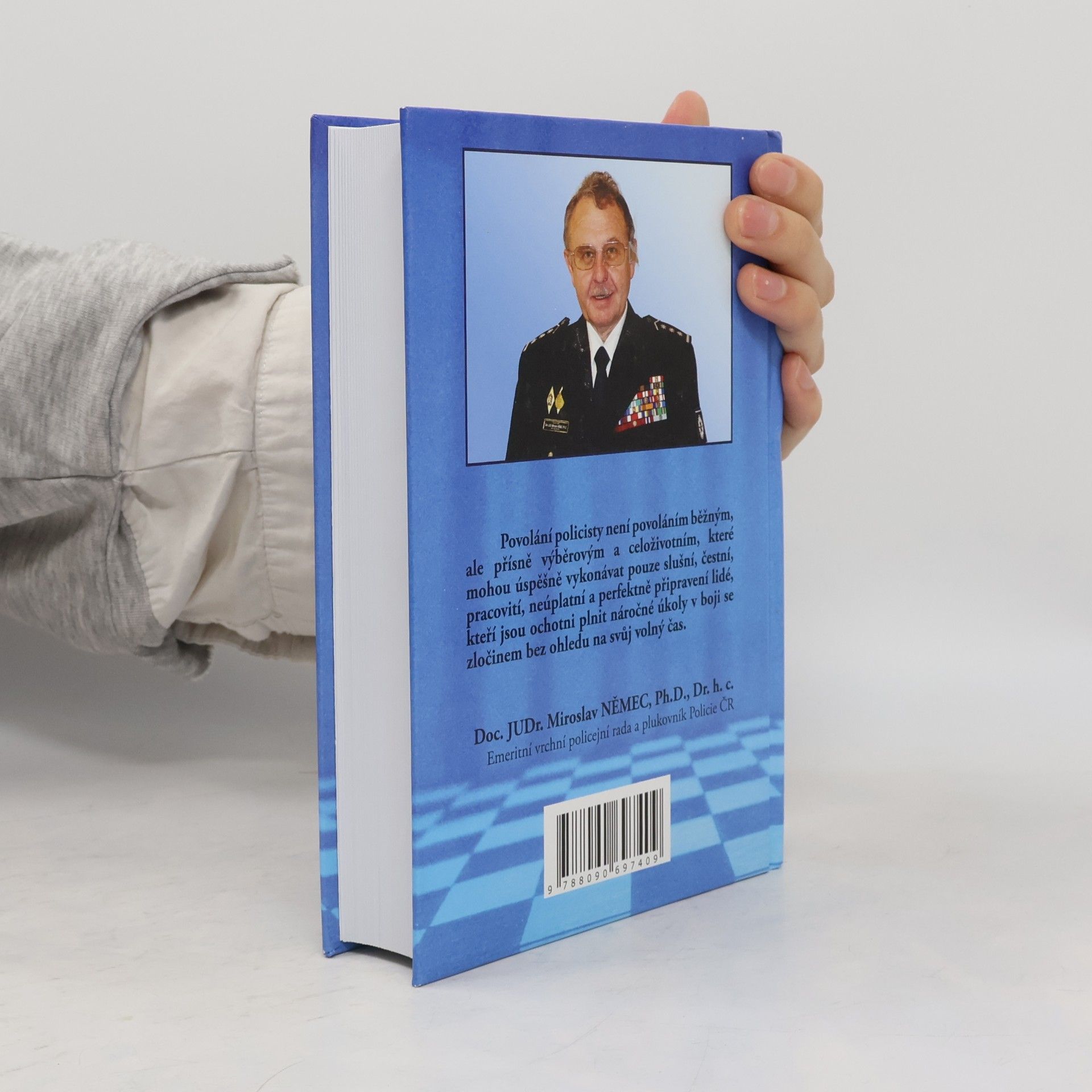 Miroslav Němec Kriminalistická taktika pro policisty a studenty policejní akademie České republiky