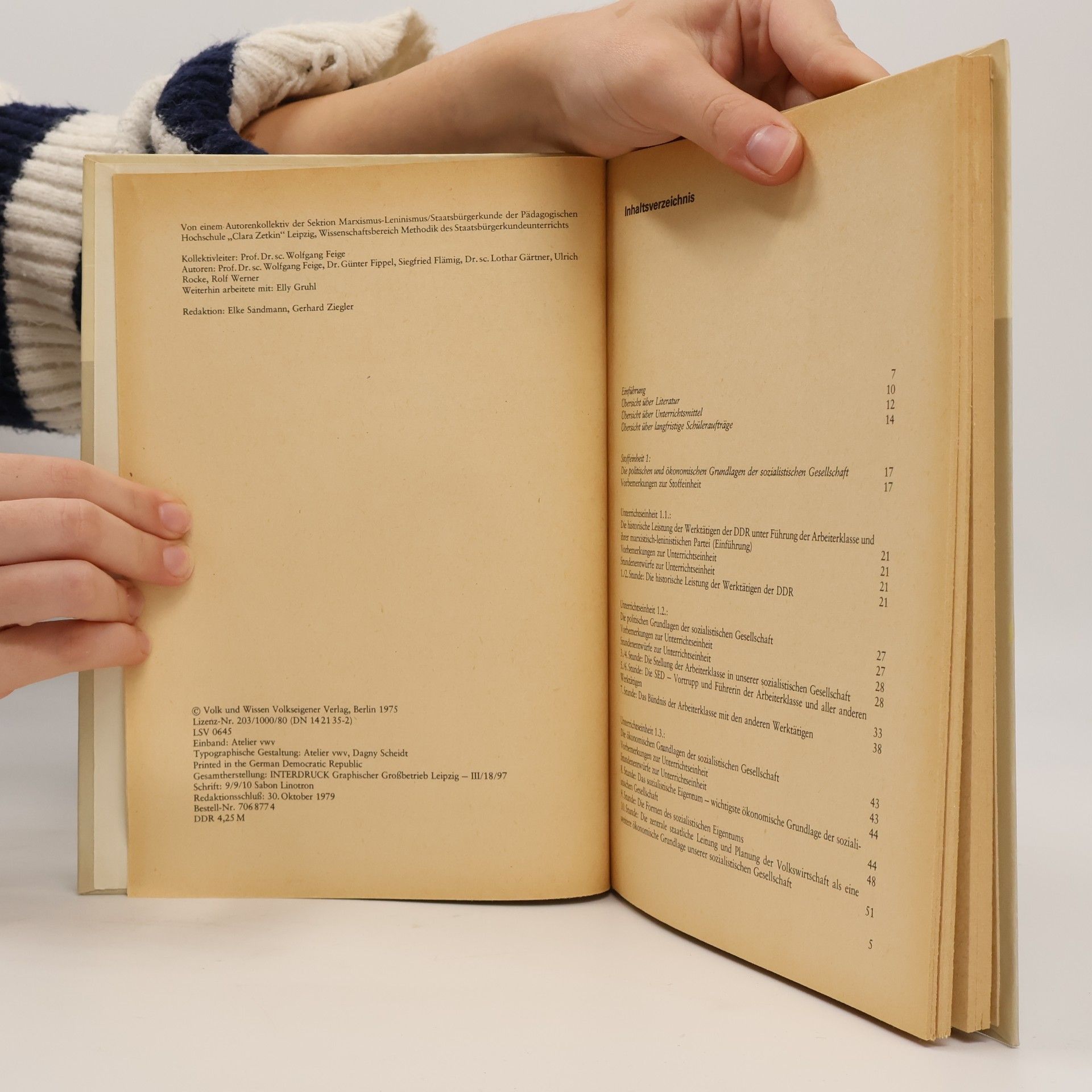 kolektiv Staatsbürherkunde Klasse 8. Unterrichtschilfen