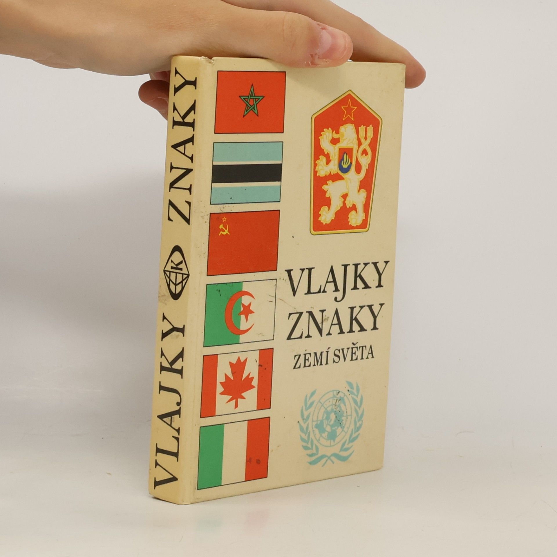 Stanislav Valášek Vlajky a znaky zemí světa