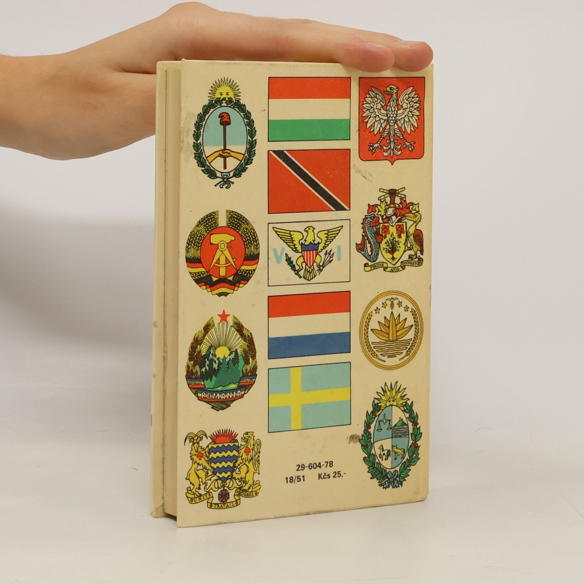 Ludvík Mucha Vlajky a znaky zemí světa