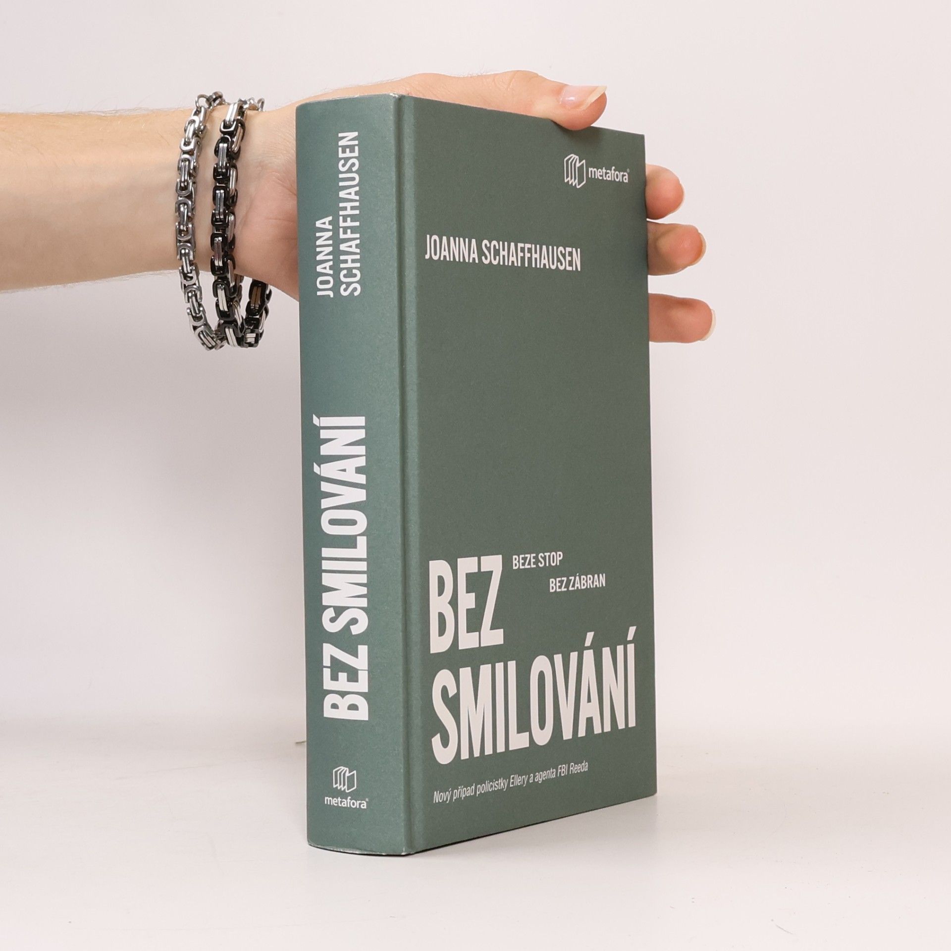 Joanna Schaffhausen Bez smilování