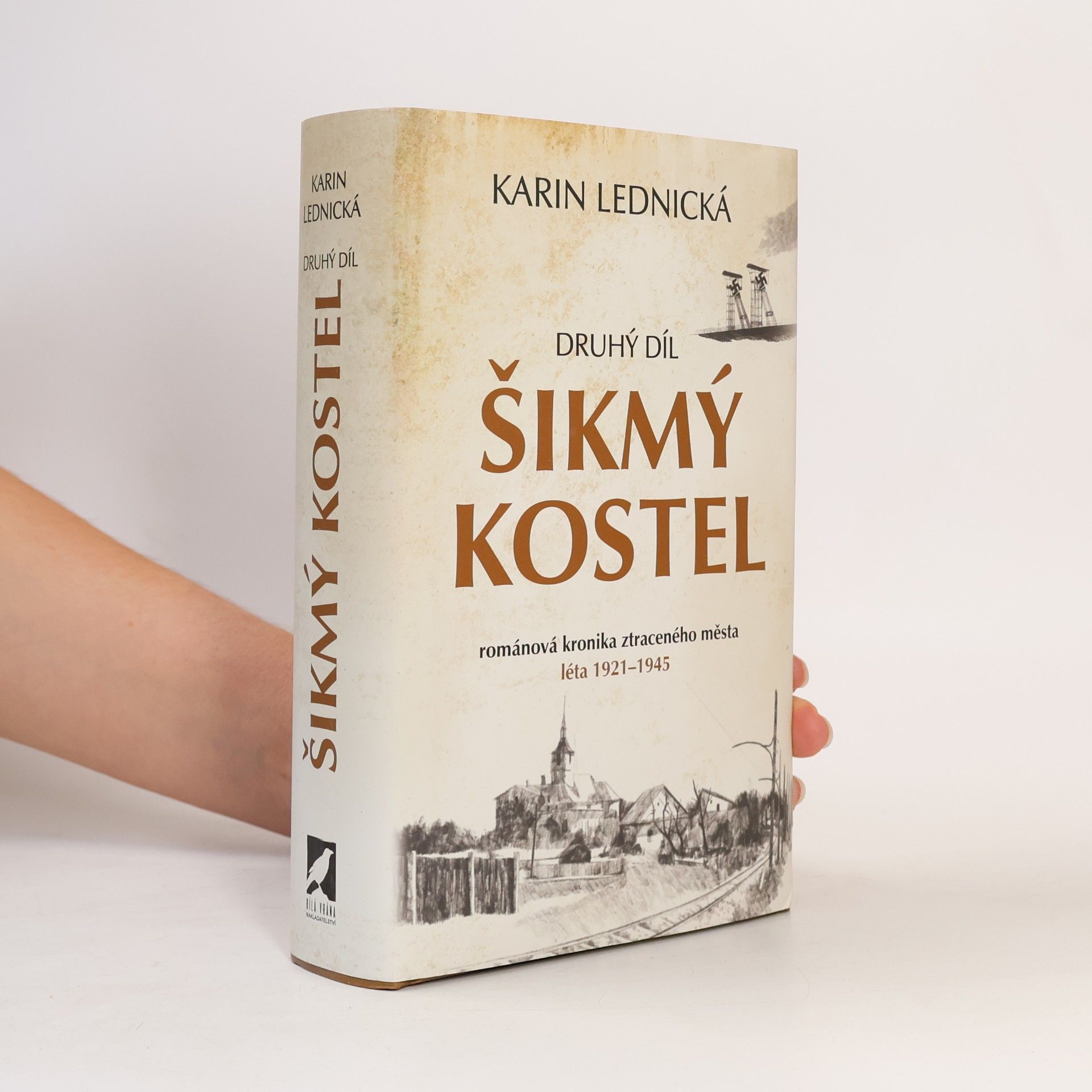 Karin Lednická Šikmý kostel 2