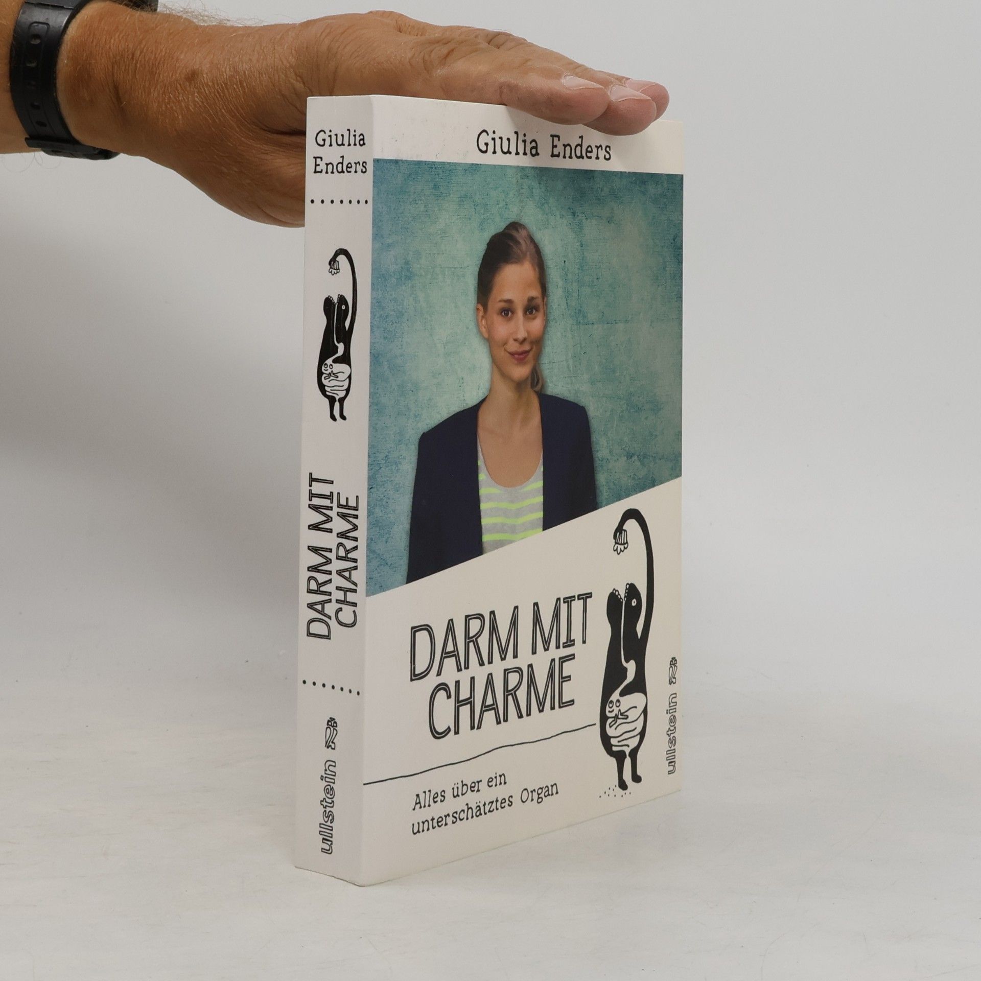 Giulia Ender Darm mit Charme