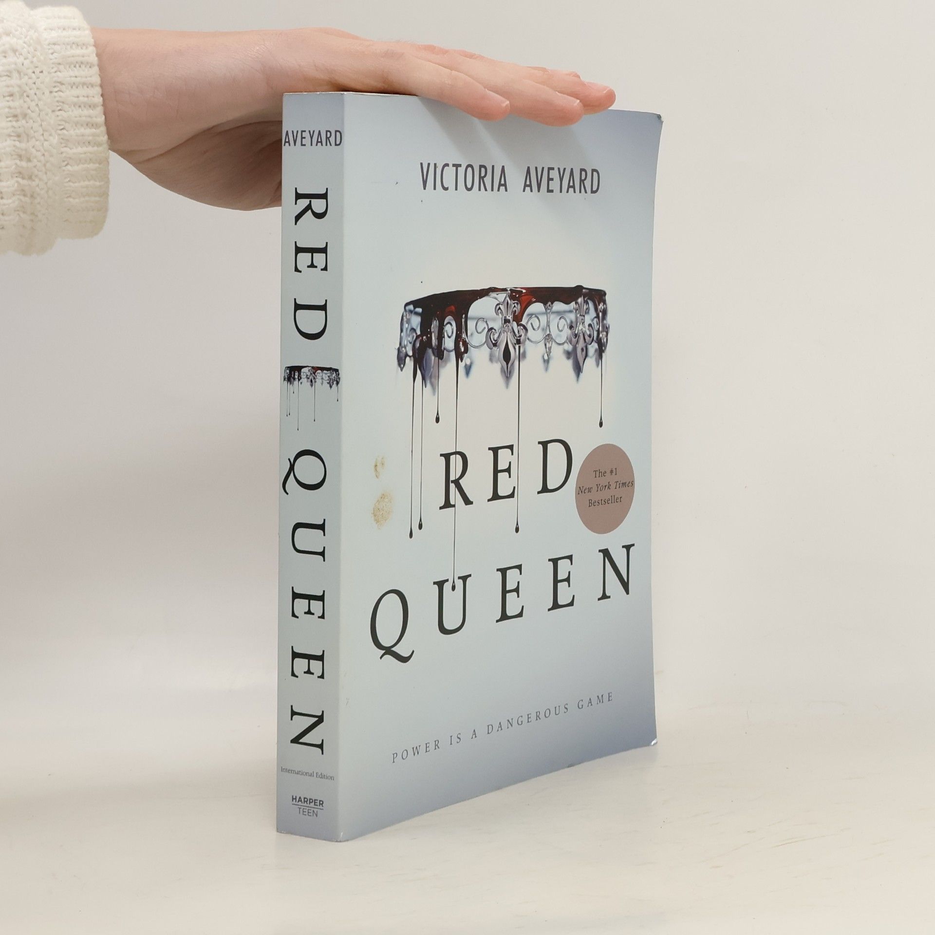 Victoria Aveyard Red Queen