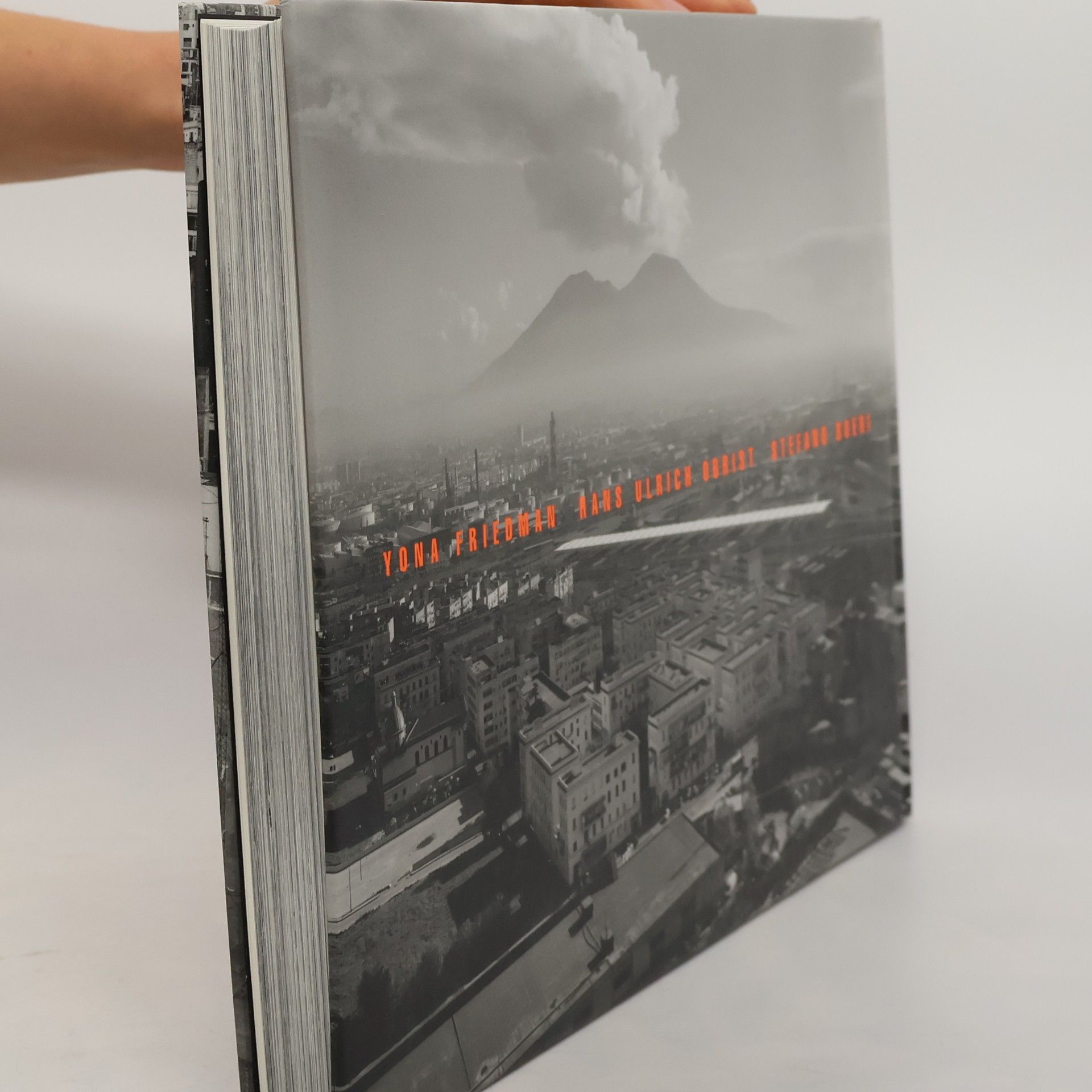 Yona Friedman Gabriele Basilico. Scattered City