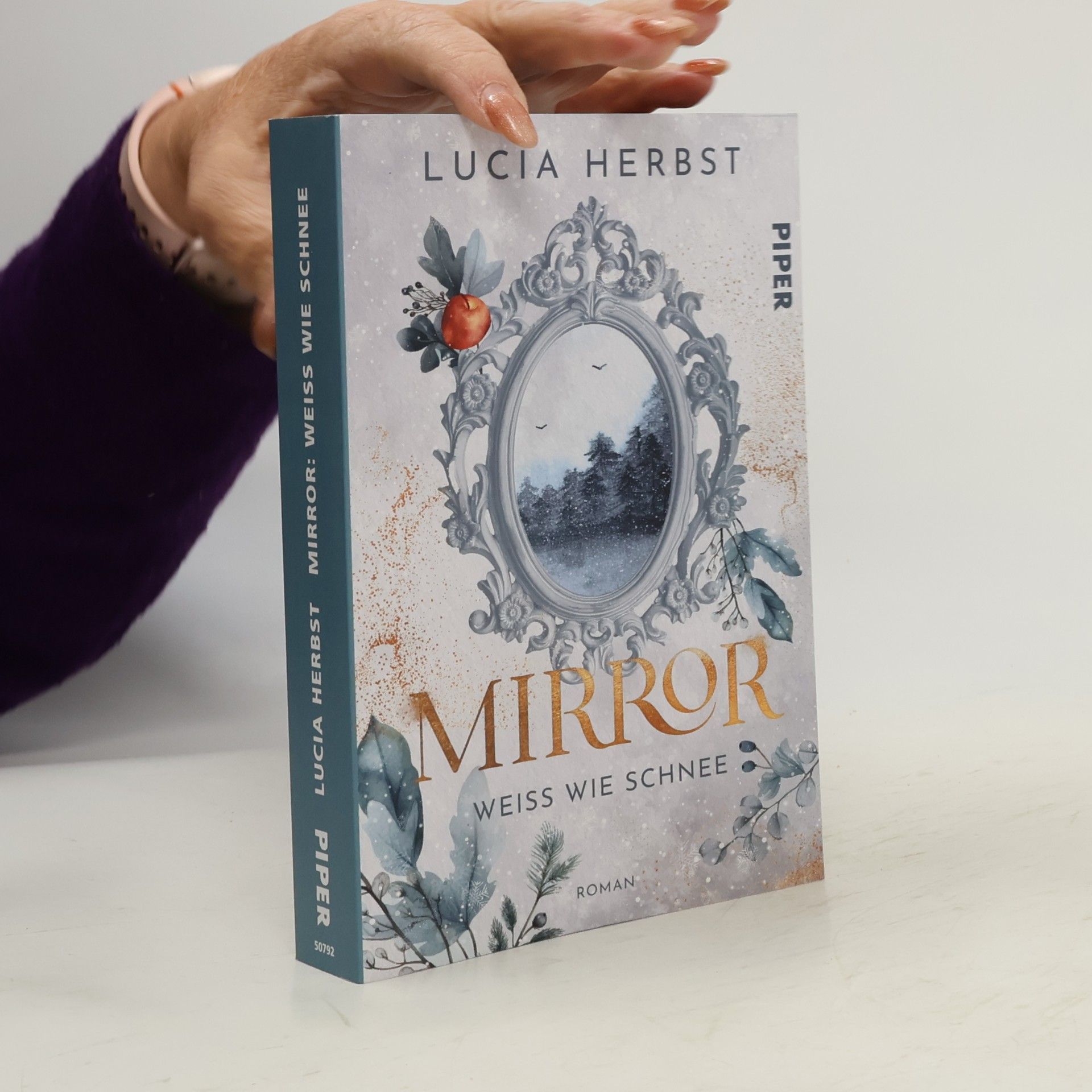 Mirror: Weiß wie Schnee