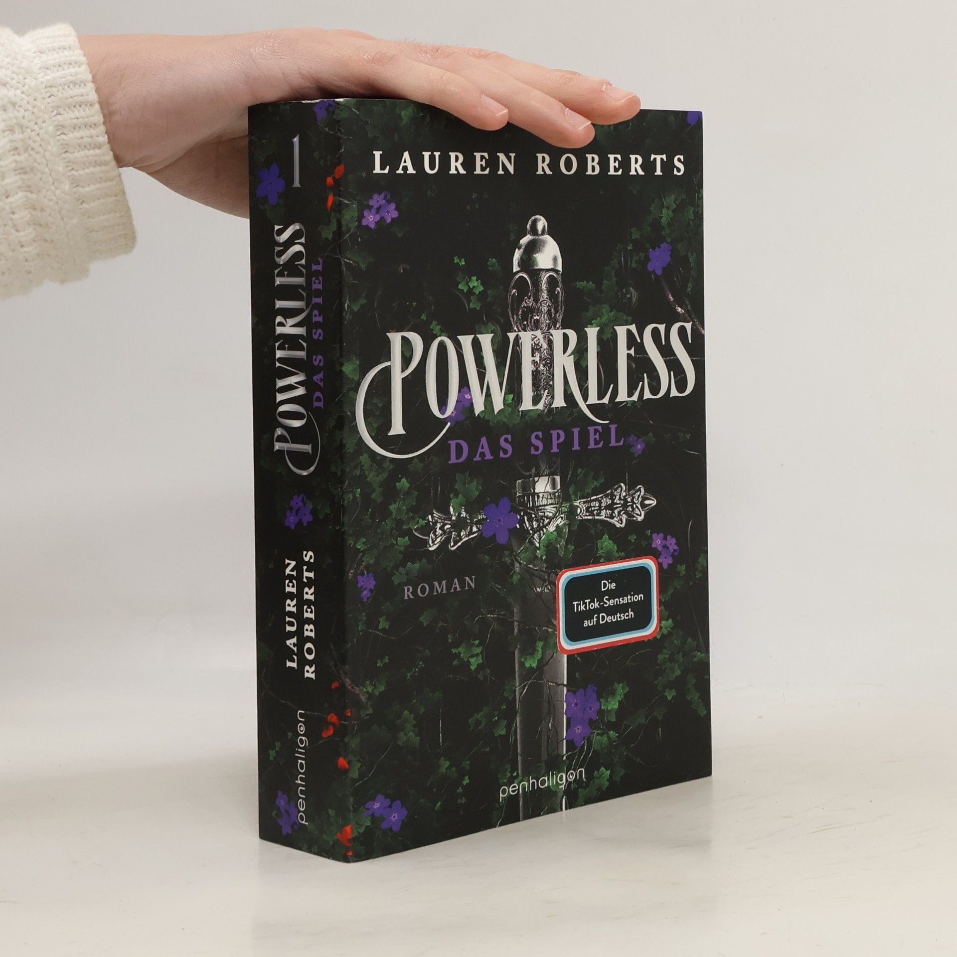 Lauren Roberts Powerless: Das Spiel