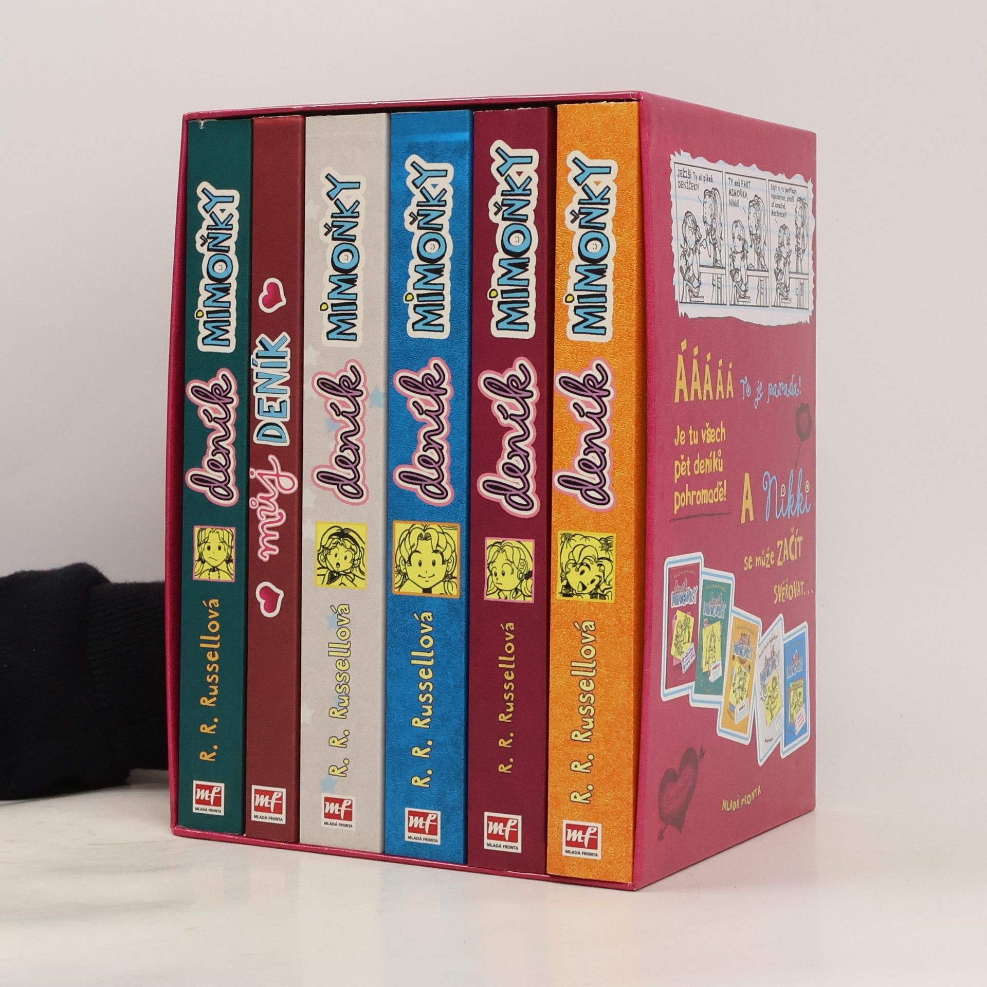 Rachel Renee Russell Deník mimoňky 1-5 (box)