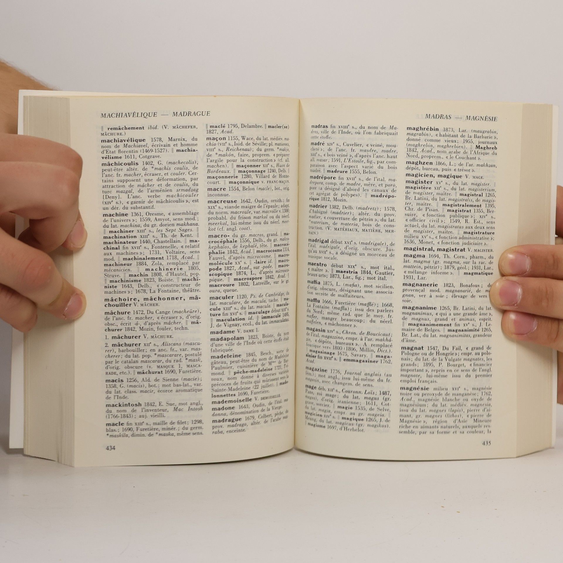Albert Dauzat Nouveau dictionnaire étymologique et historique