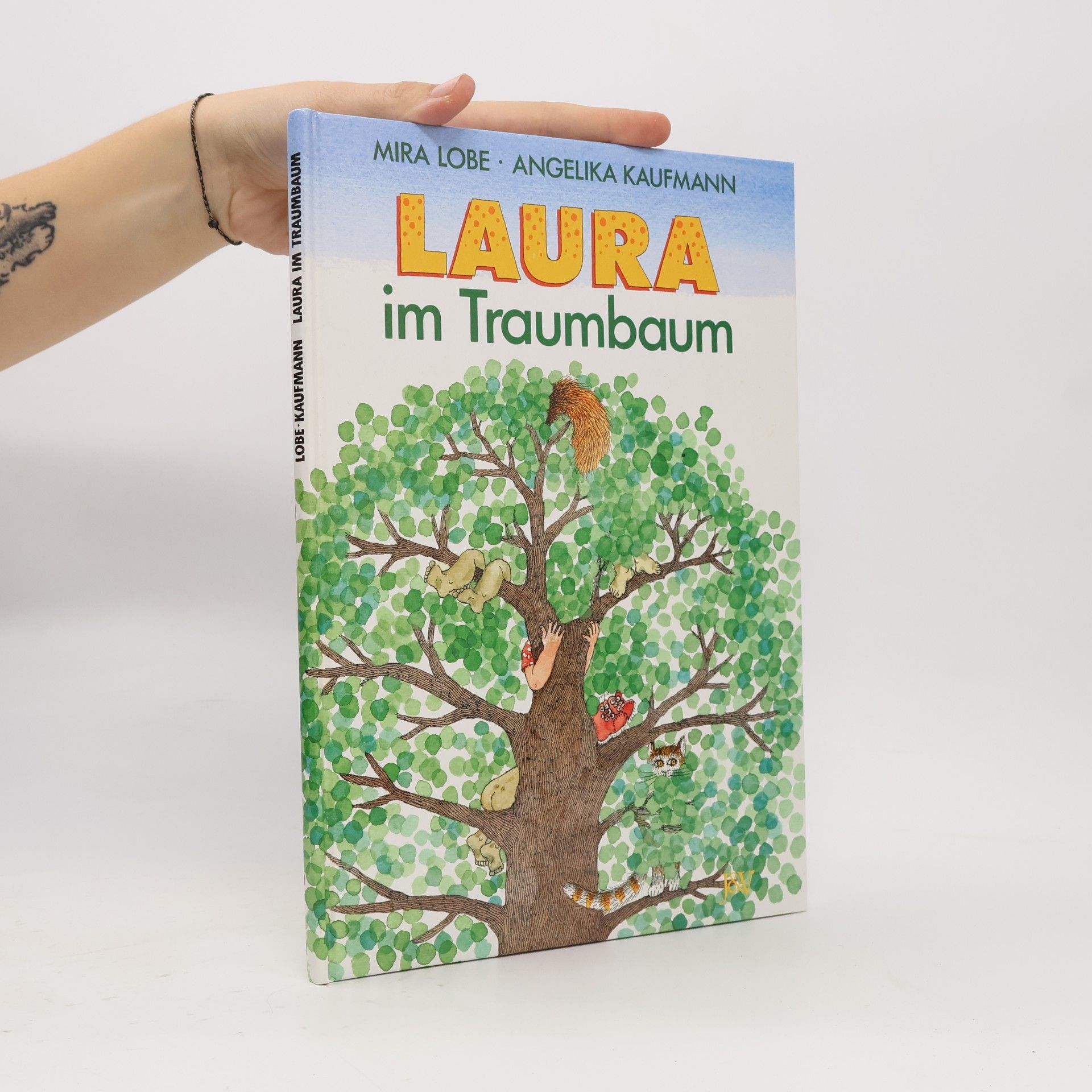 Laura im Traumbaum