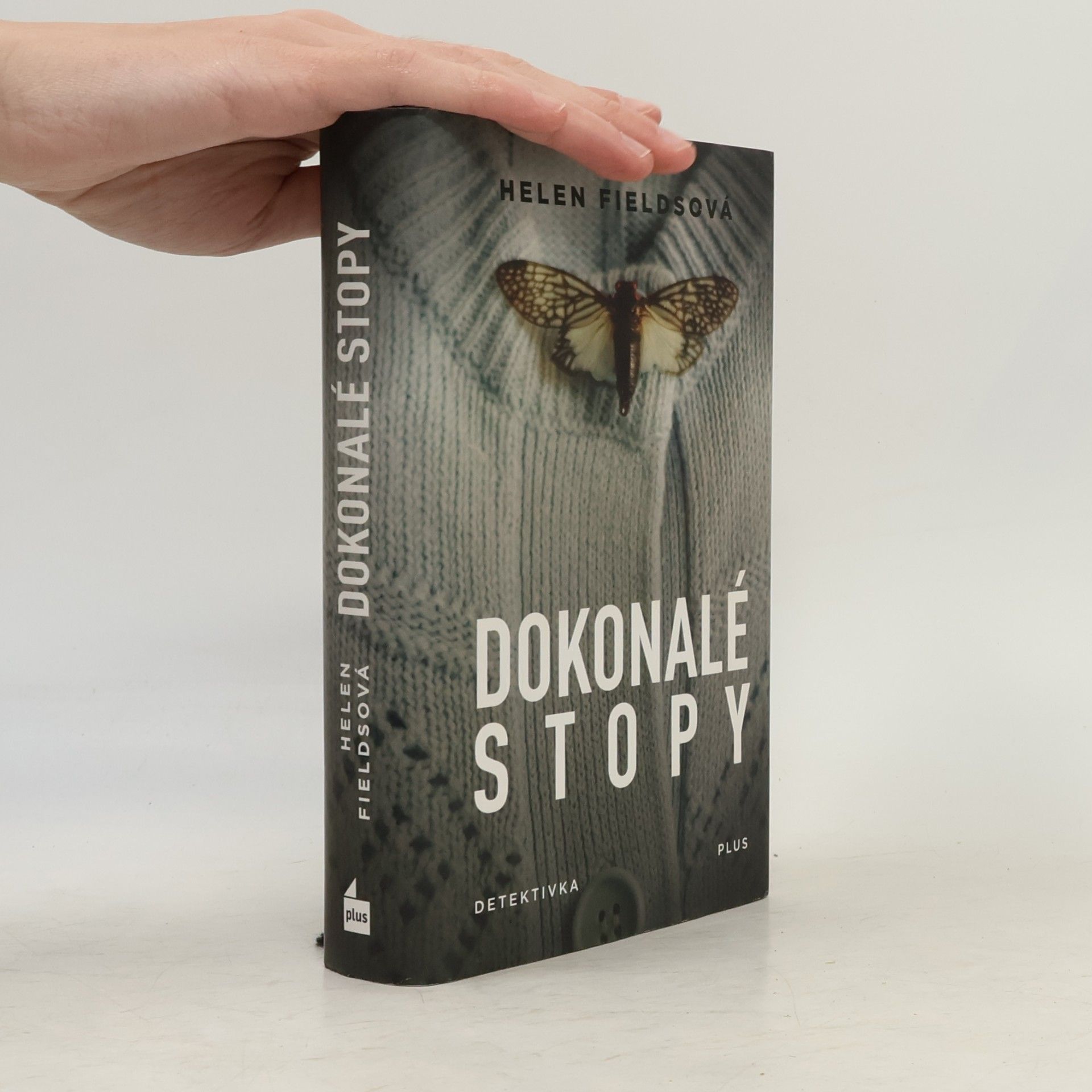 Helen Fields Dokonalé stopy