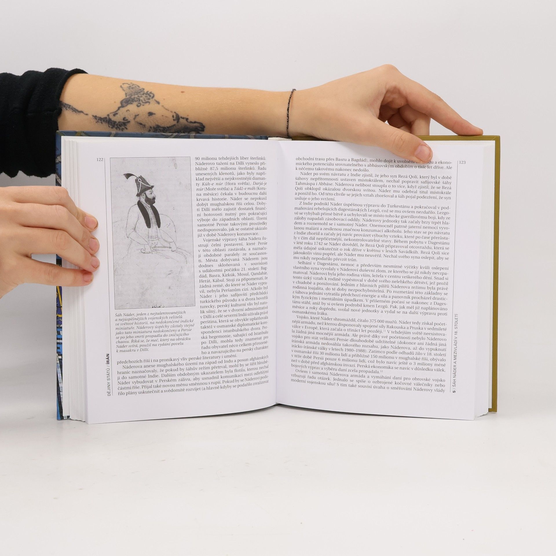 Michael Axworthy Dějiny Íránu : říše ducha - od Zarathuštry po současnost