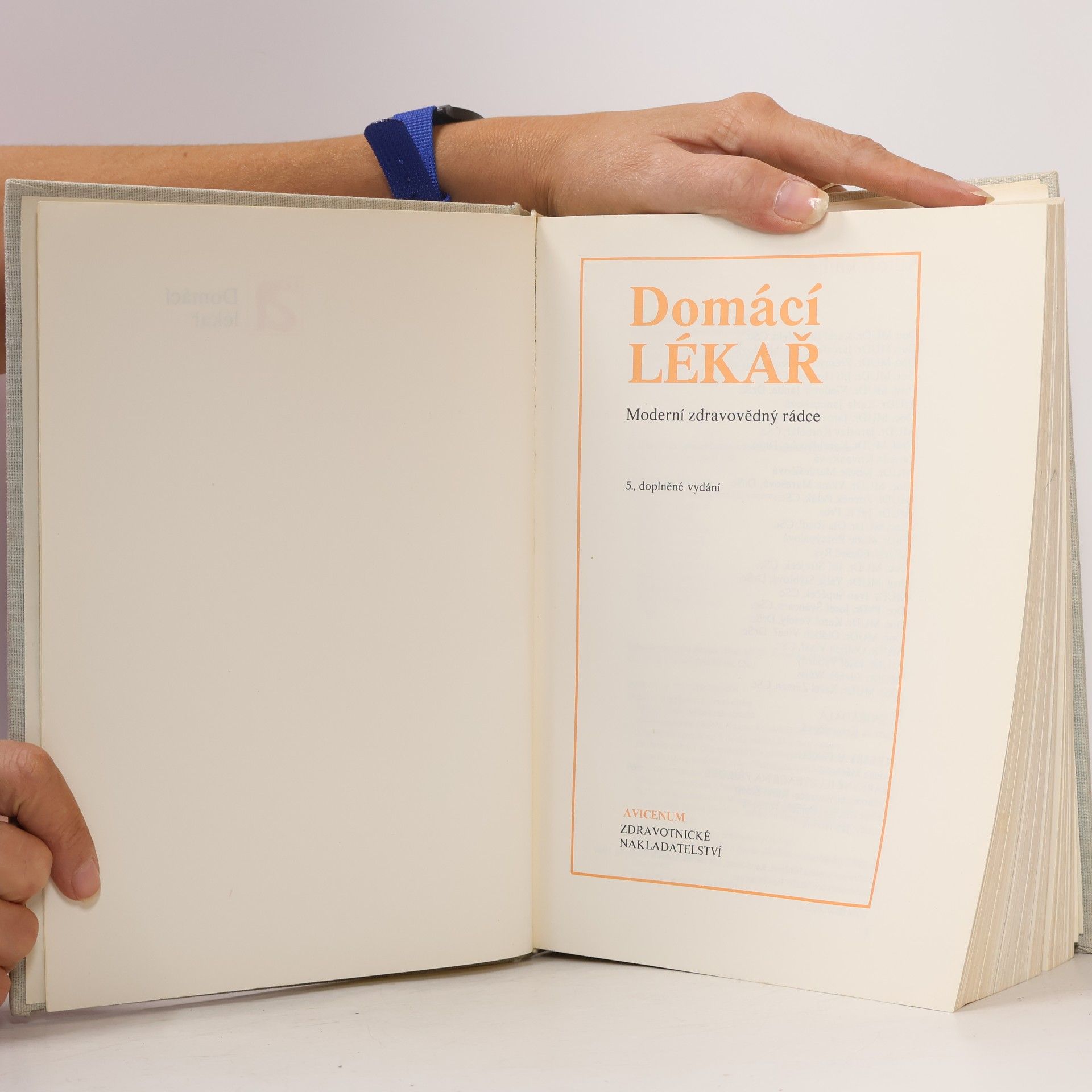 Autorenkollektiv Domácí lékař