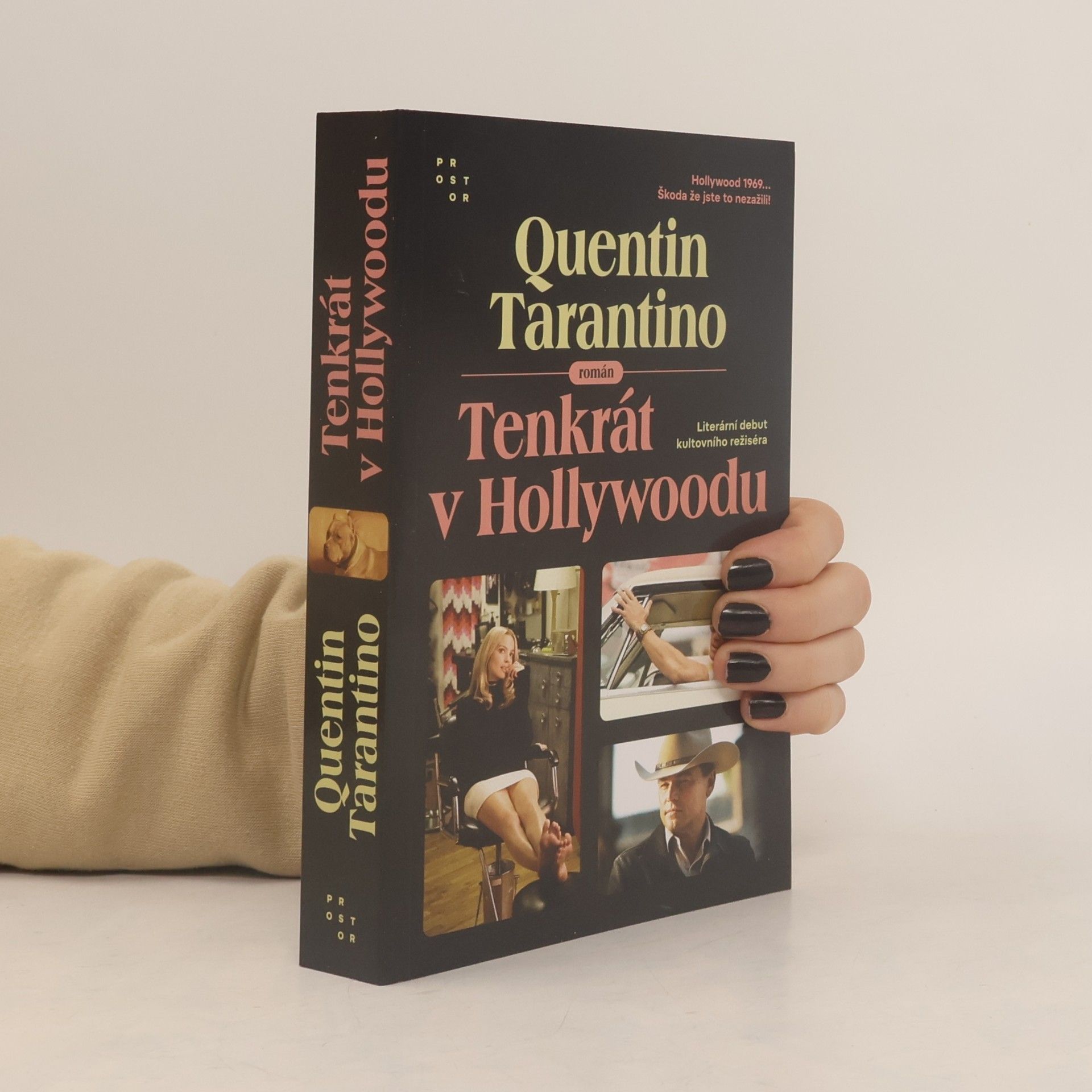 Quentin Tarantino Tenkrát v Hollywoodu : román