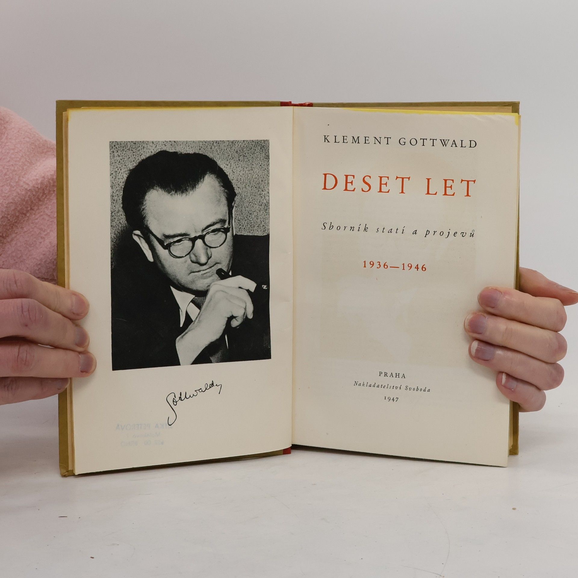 Klement Gottwald Deset let - sborník statí a projevů 1936-1946