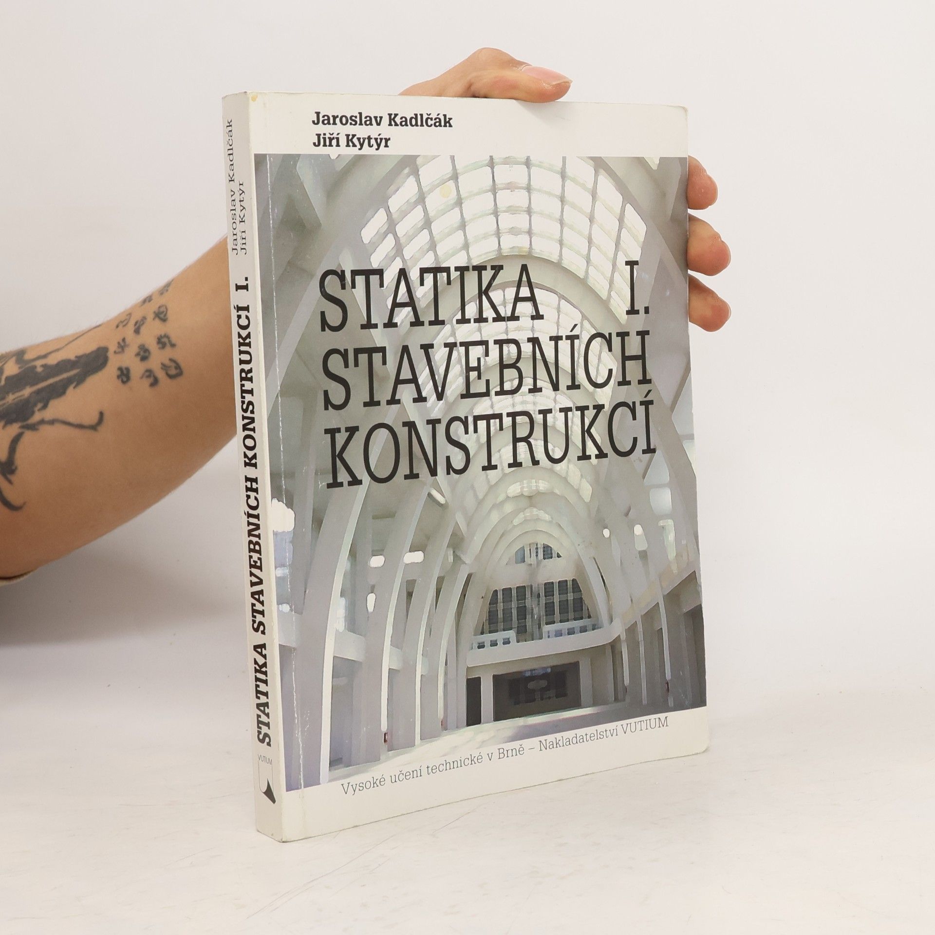 Statika stavebních konstrukcí I.