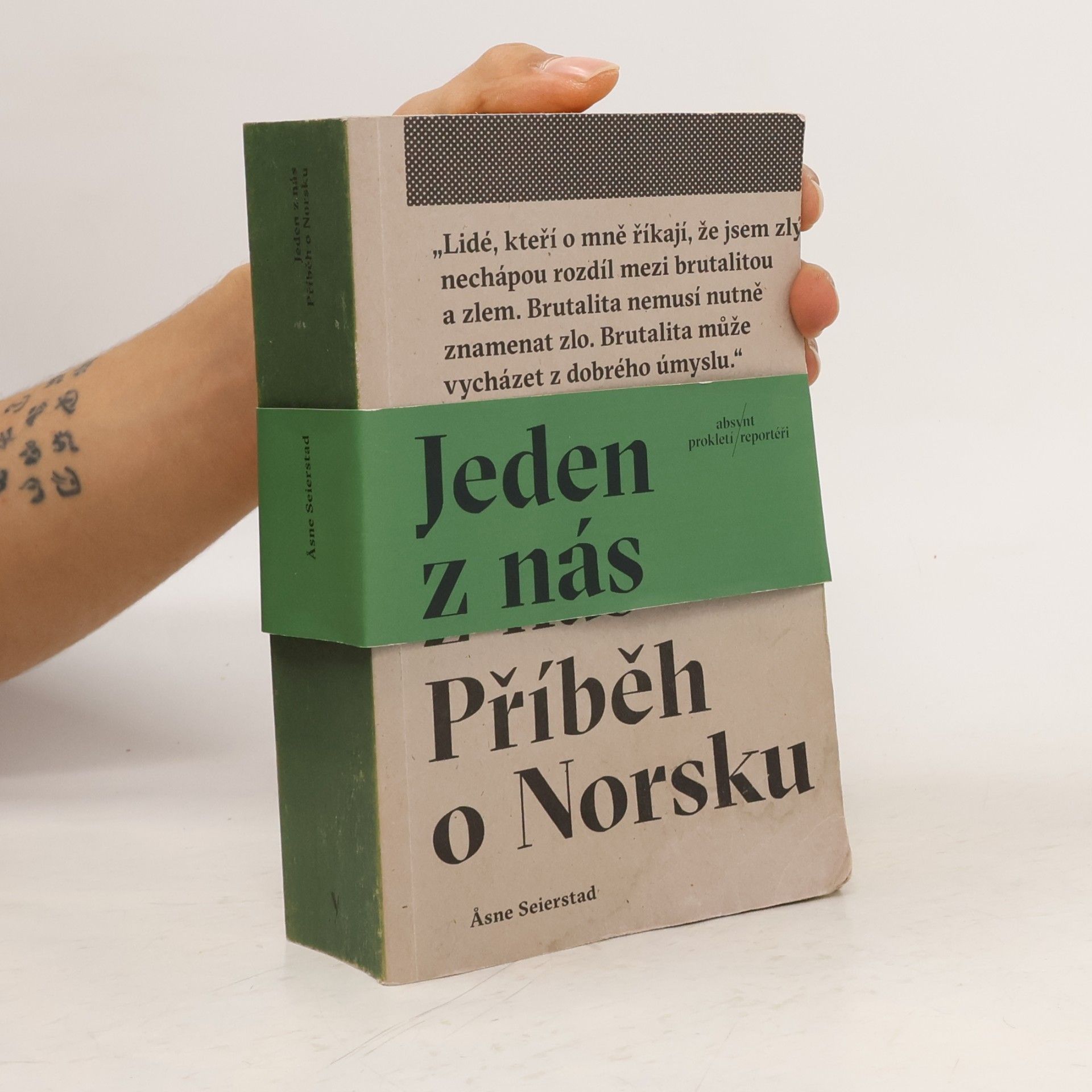 Åsne Seierstad Jeden z nás: Příběh o Norsku